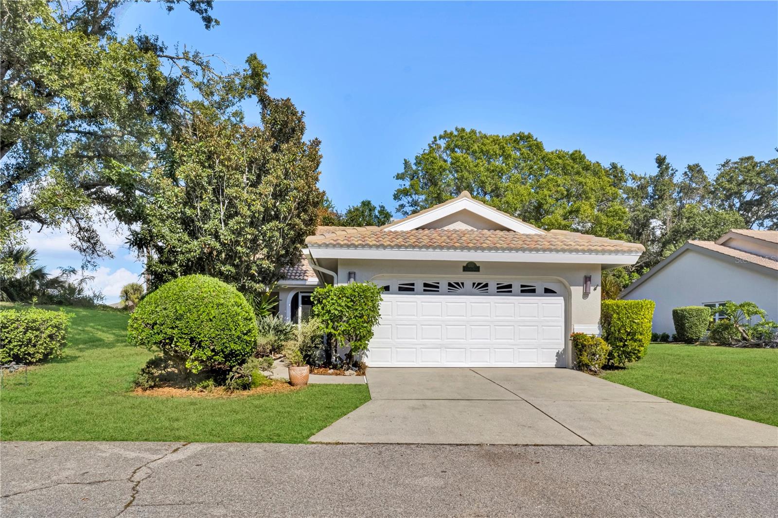 Image 4 of 25 For 4461 Ascot Circle N 5