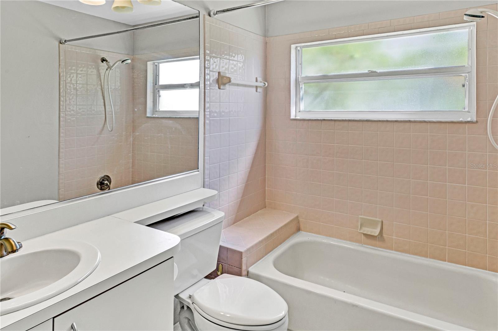 Image 8 of 25 For 4461 Ascot Circle N 5