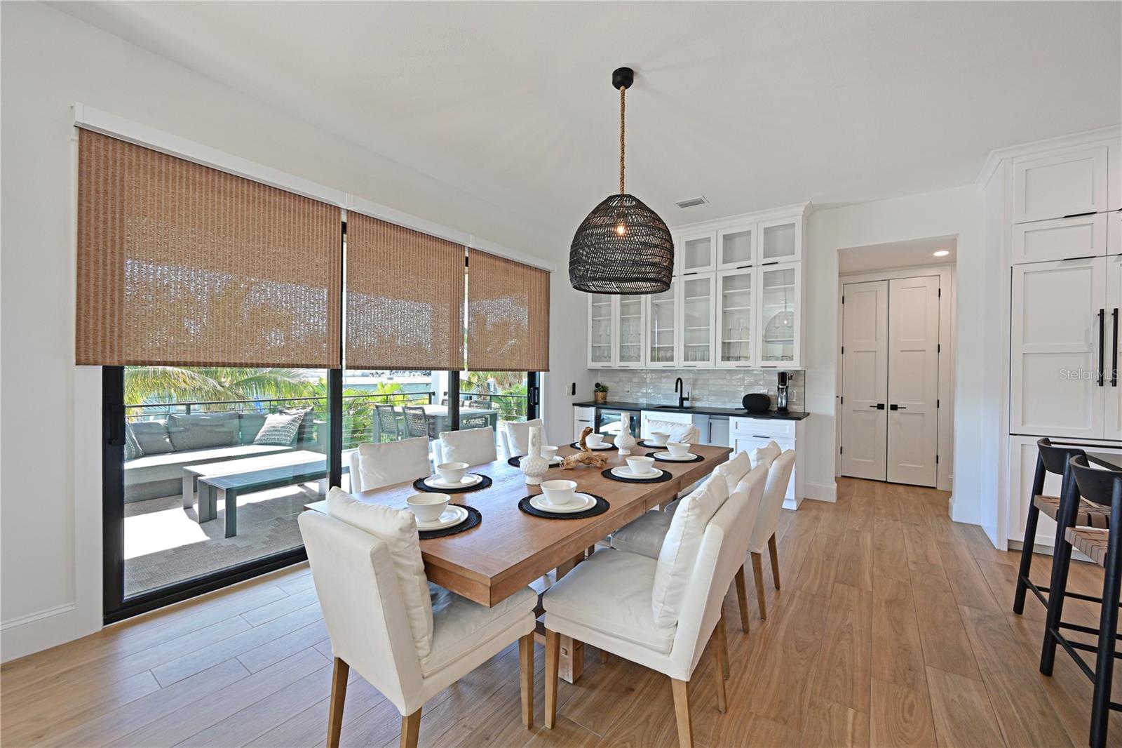 Image 12 of 69 For 305 55th Street