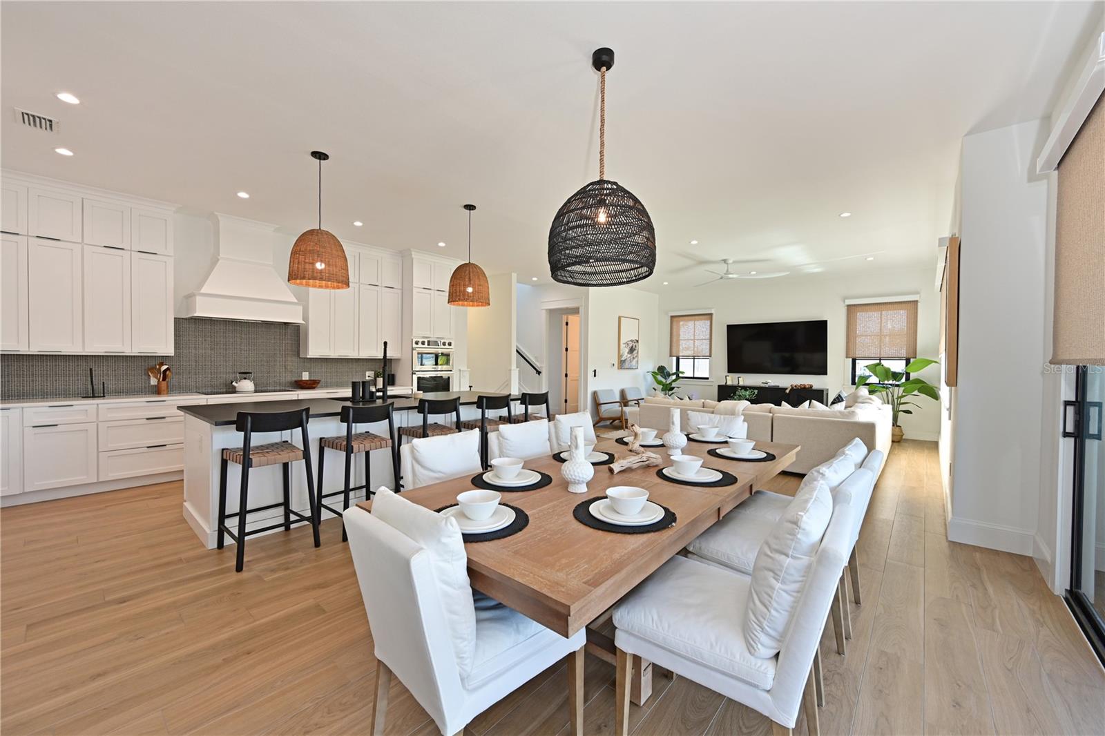 Image 14 of 69 For 305 55th Street