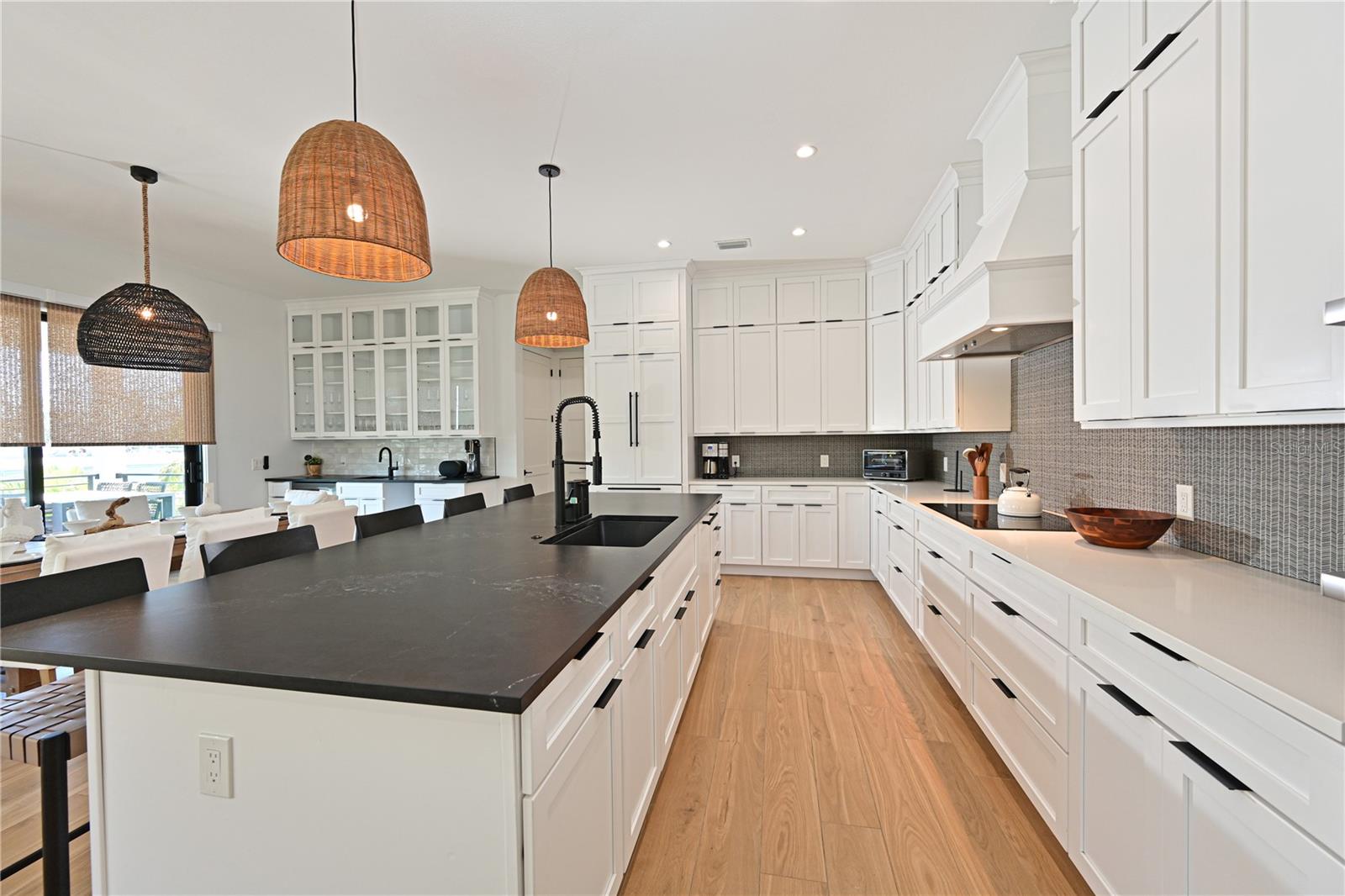 Image 15 of 69 For 305 55th Street