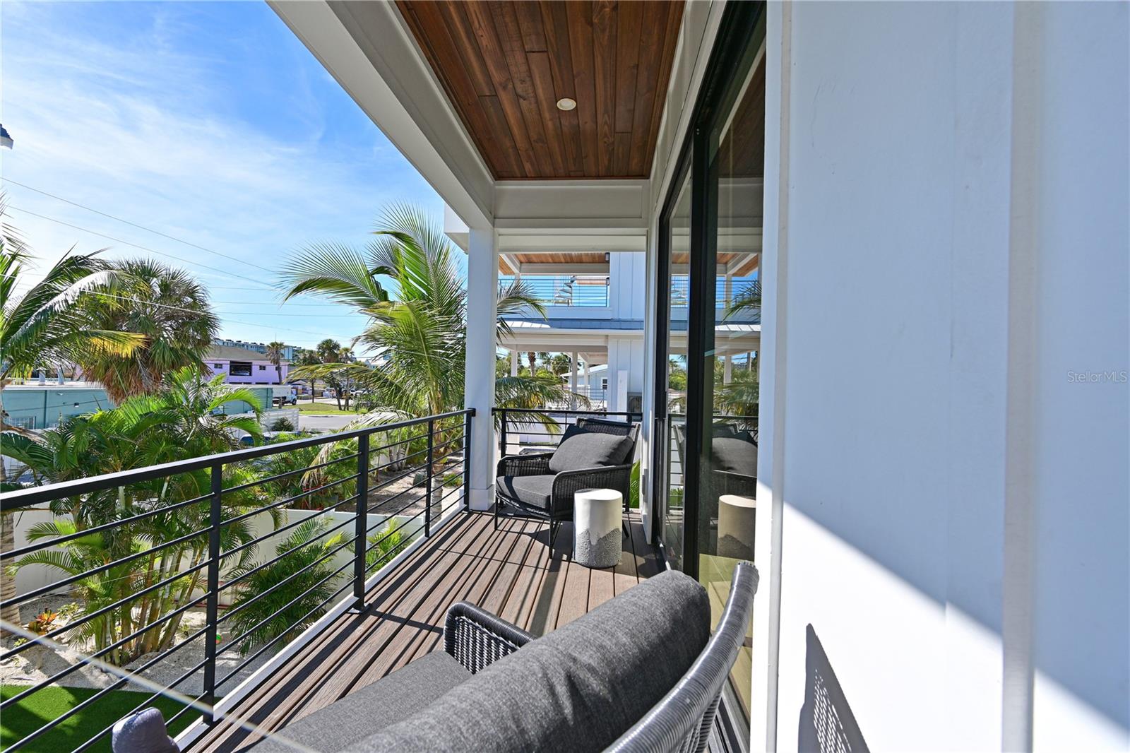 Image 33 of 69 For 305 55th Street