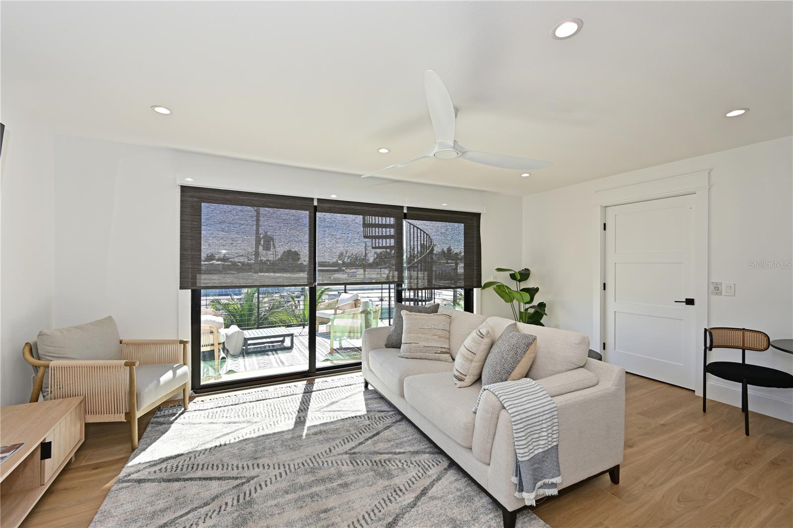 Image 35 of 69 For 305 55th Street