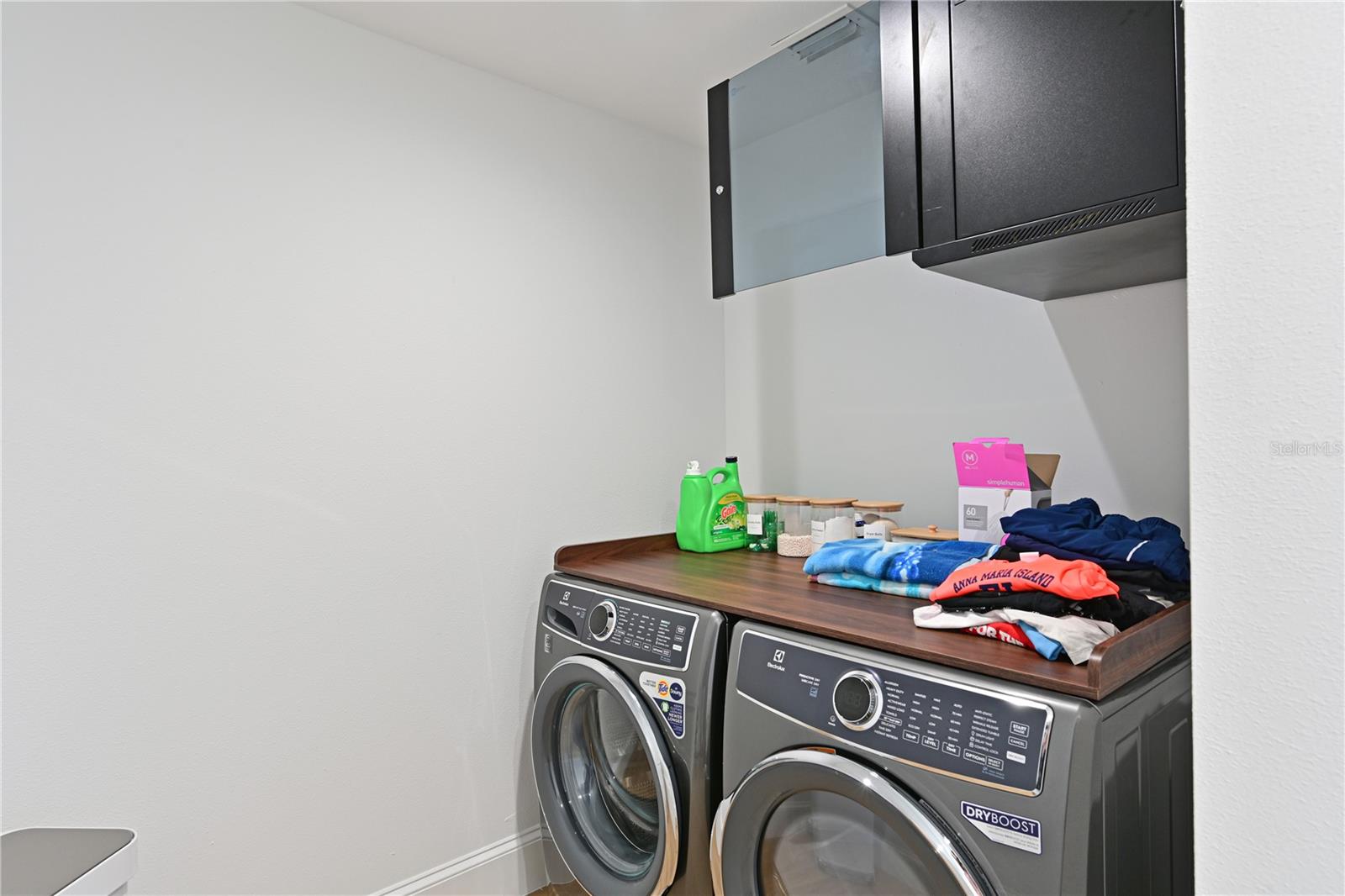 Image 38 of 69 For 305 55th Street