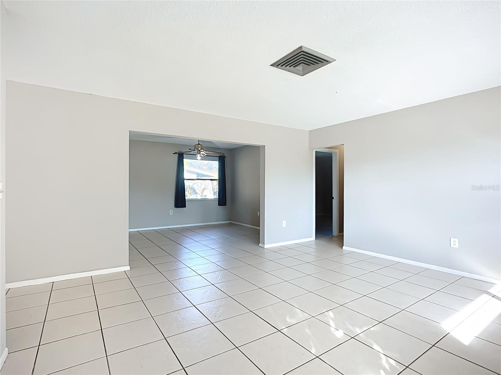 Image 26 of 72 For 6010 Nutmeg Avenue