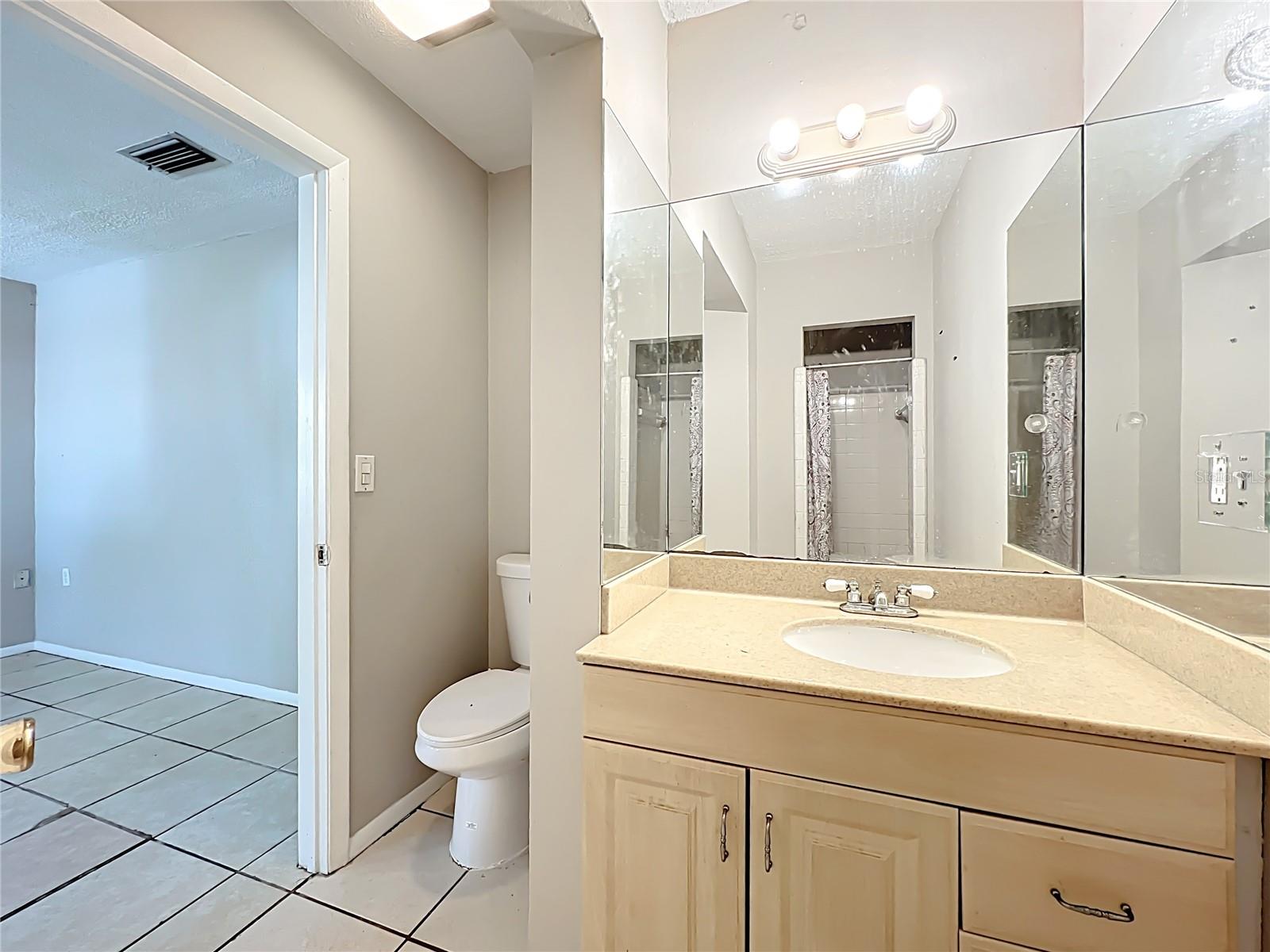 Image 29 of 72 For 6010 Nutmeg Avenue