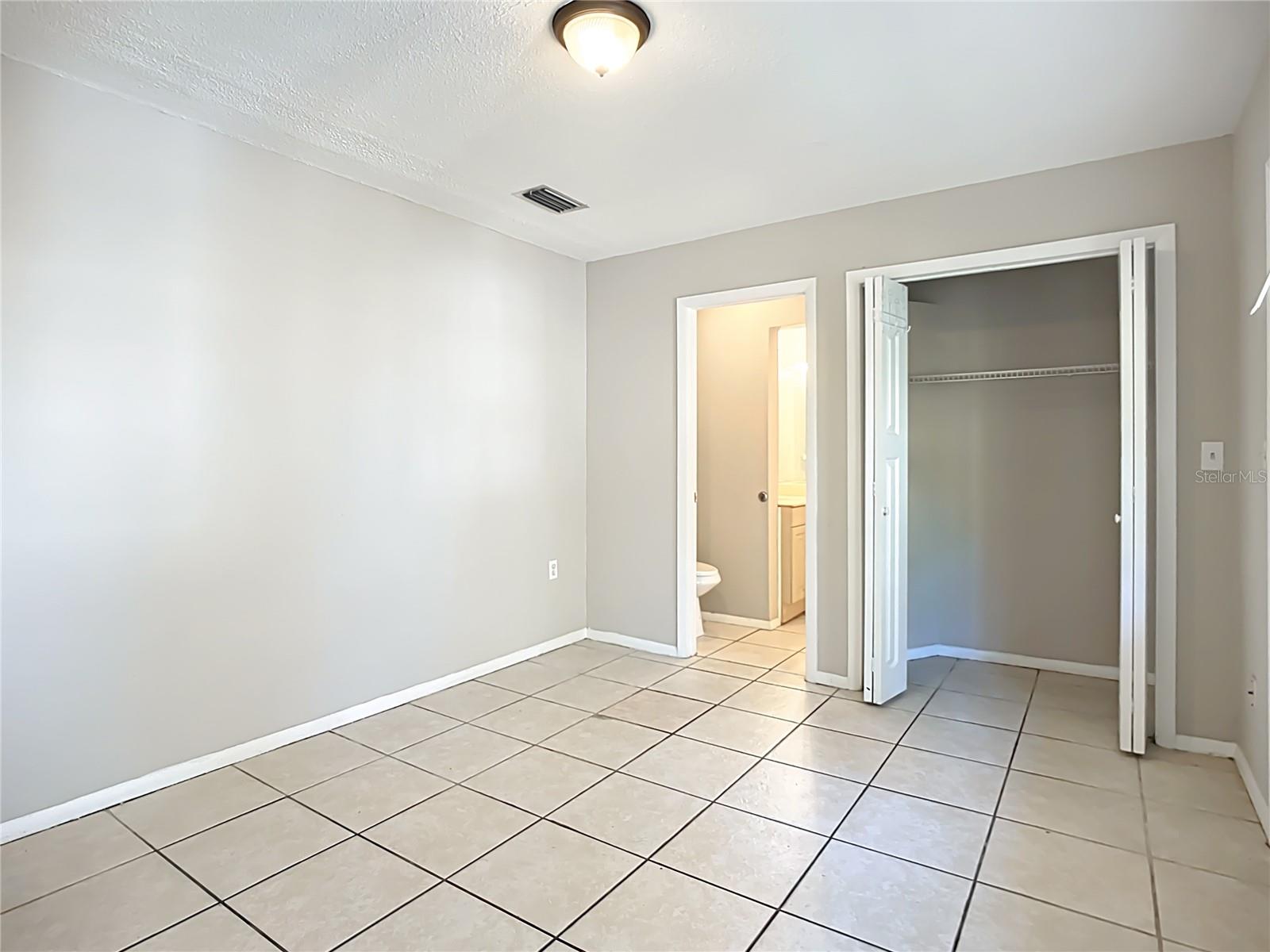 Image 31 of 72 For 6010 Nutmeg Avenue