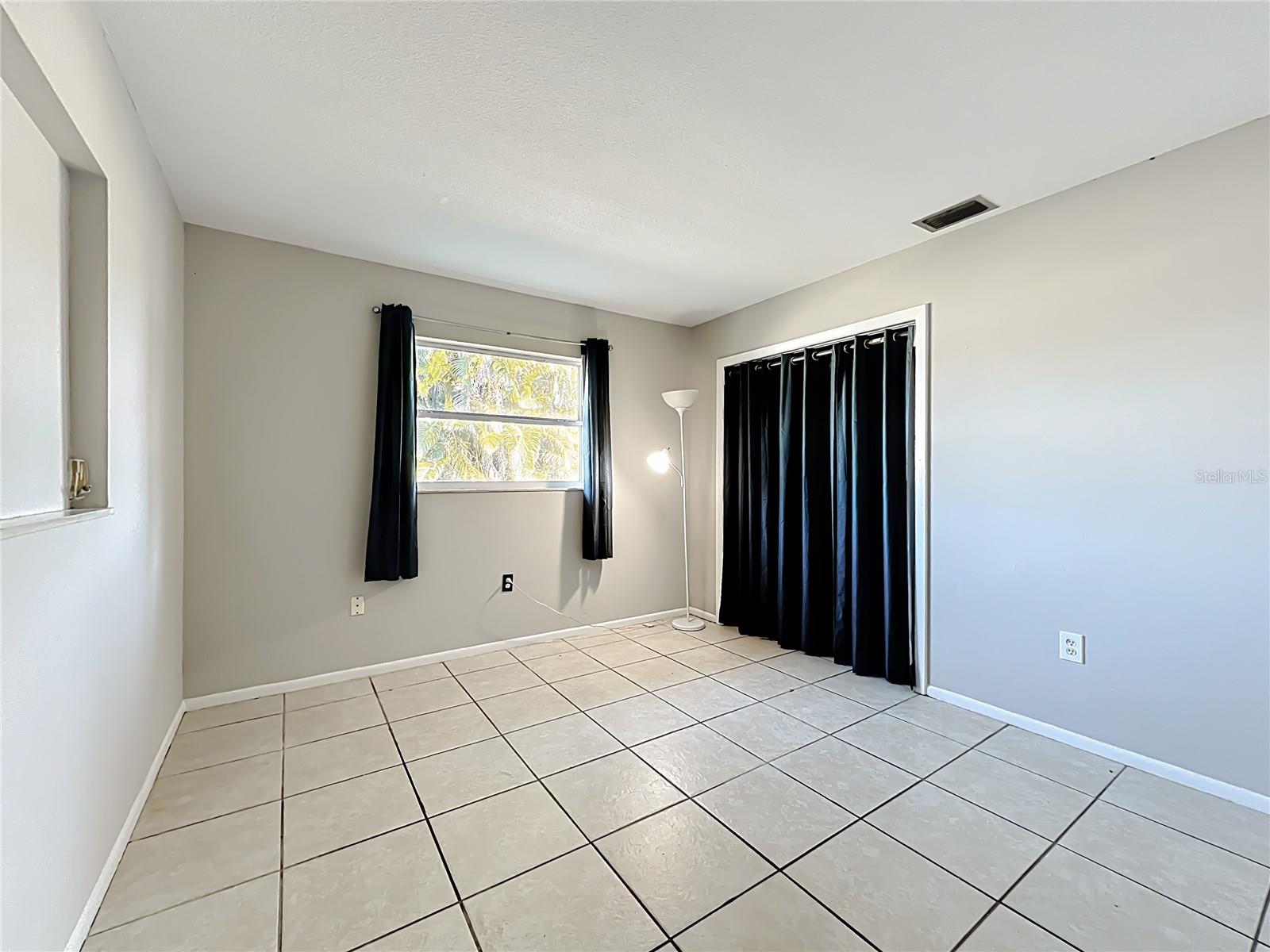 Image 41 of 72 For 6010 Nutmeg Avenue