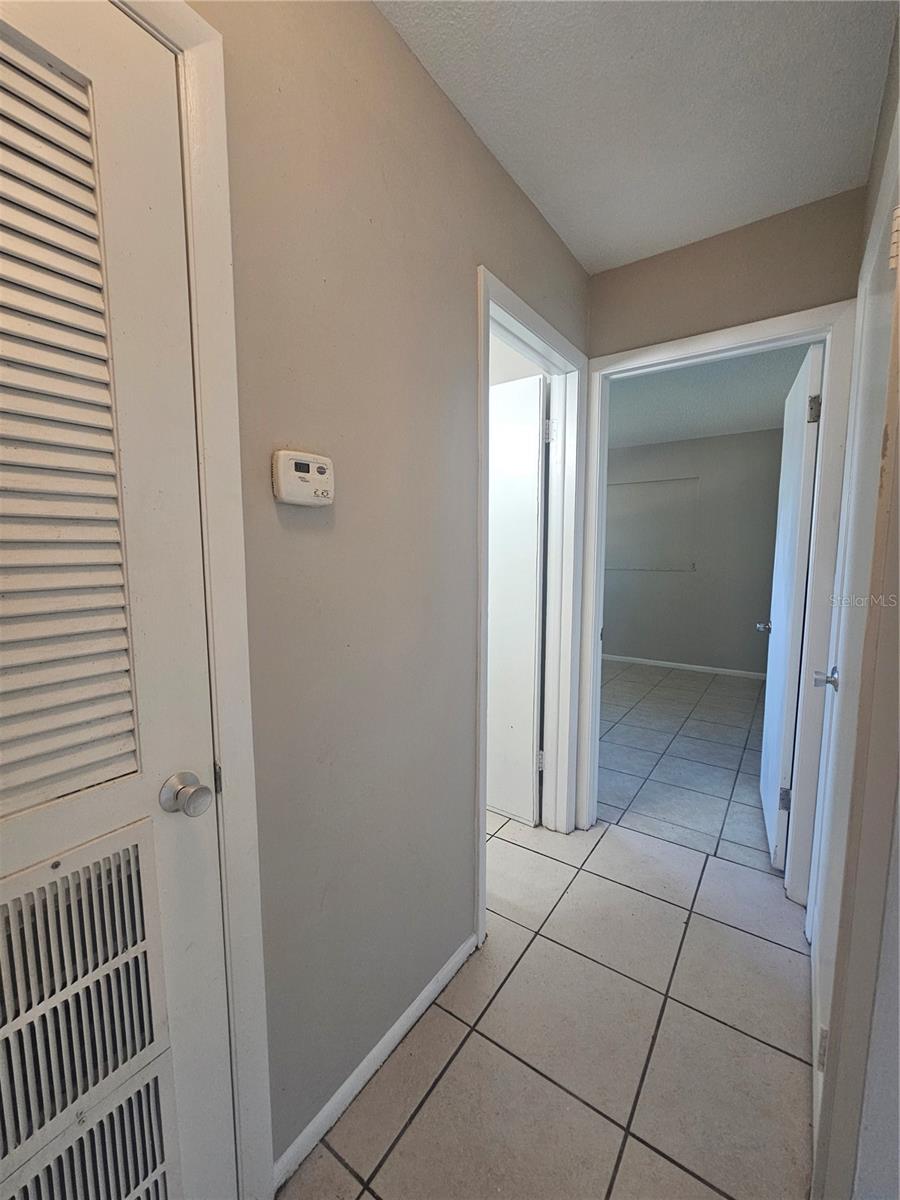 Image 43 of 72 For 6010 Nutmeg Avenue