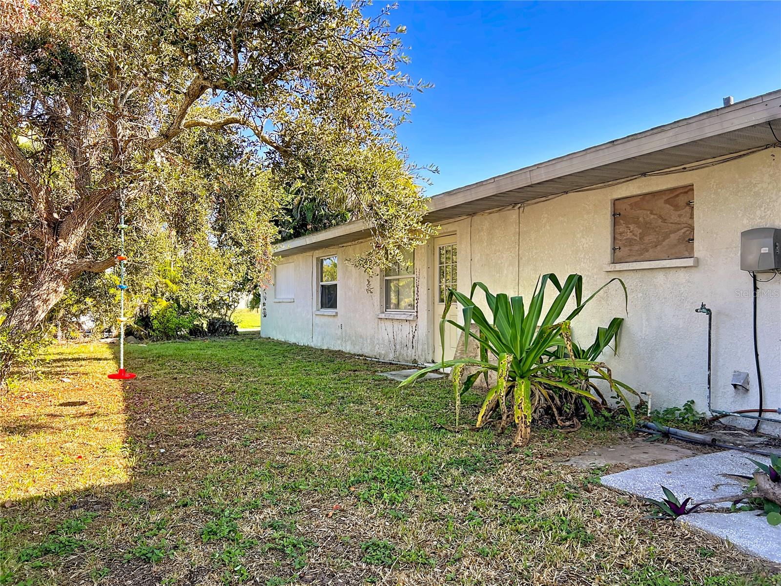 Image 60 of 72 For 6010 Nutmeg Avenue