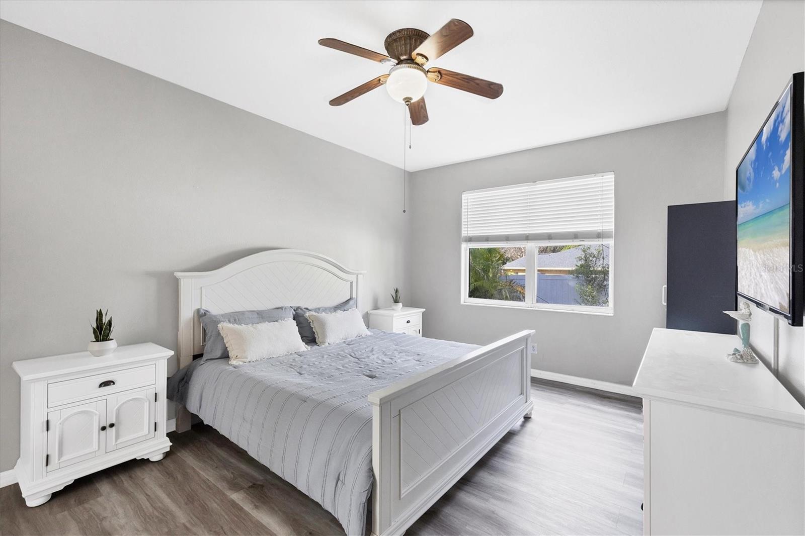 Image 14 of 24 For 1722 Old Summerwood Boulevard