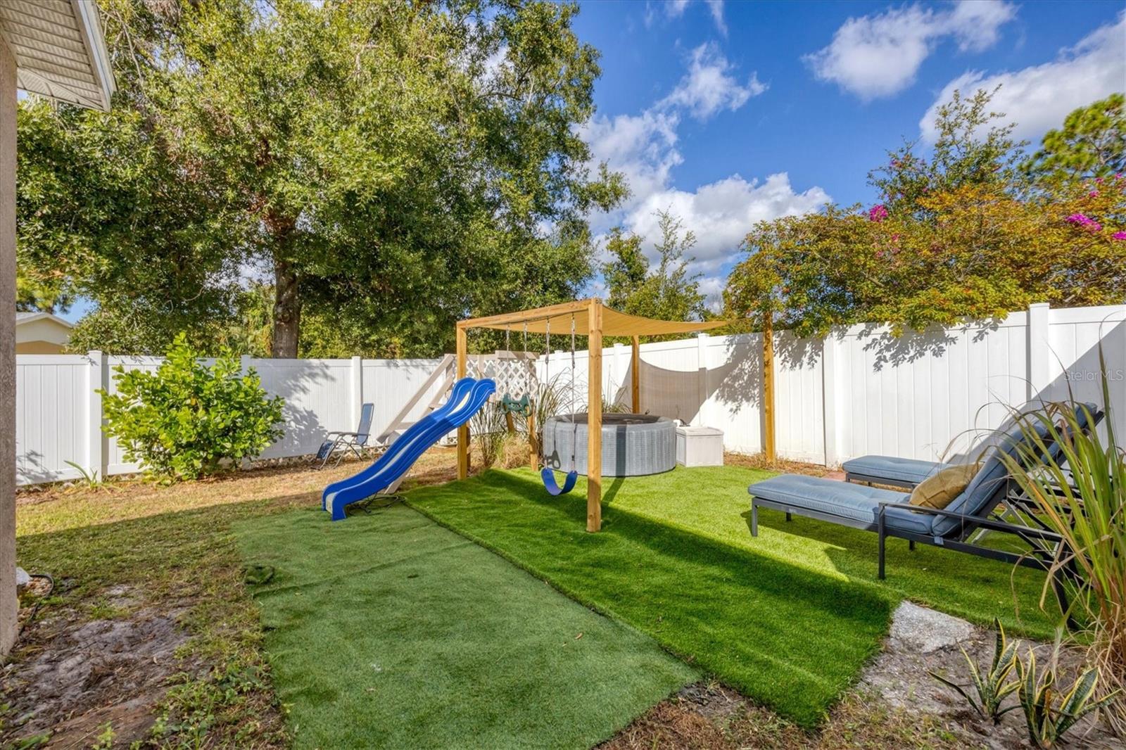 Image 24 of 24 For 1722 Old Summerwood Boulevard