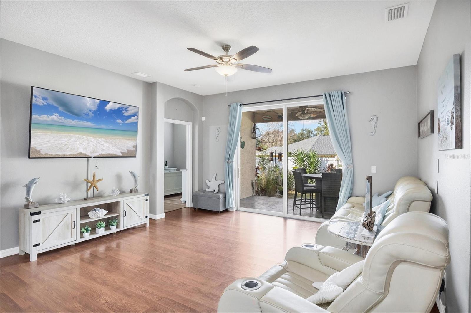 Image 3 of 24 For 1722 Old Summerwood Boulevard