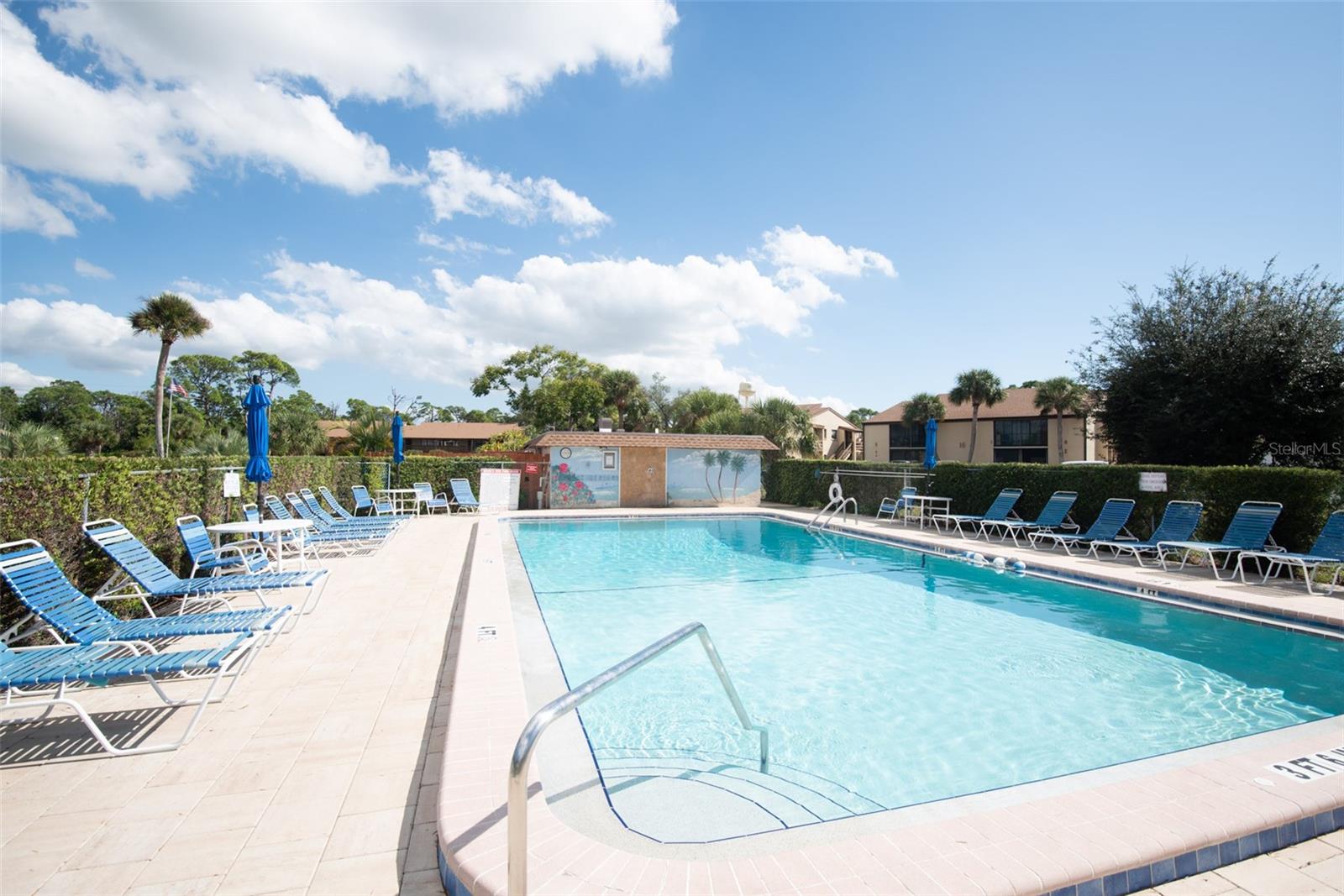 Image 24 of 27 For 15 Quails Run Boulevard 1