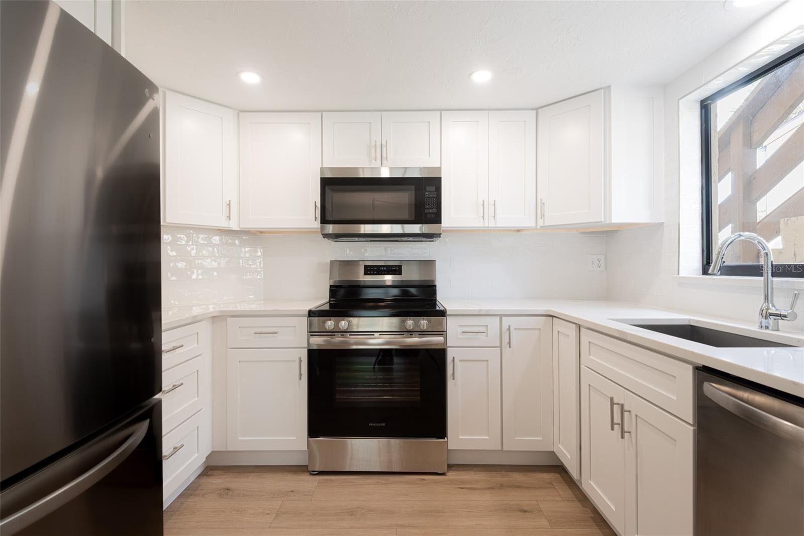 Image 8 of 27 For 15 Quails Run Boulevard 1