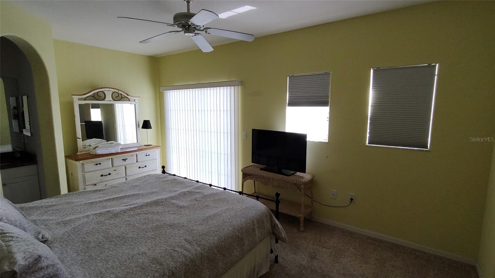 Image 8 of 23 For 1463 Gulf Drive N 14