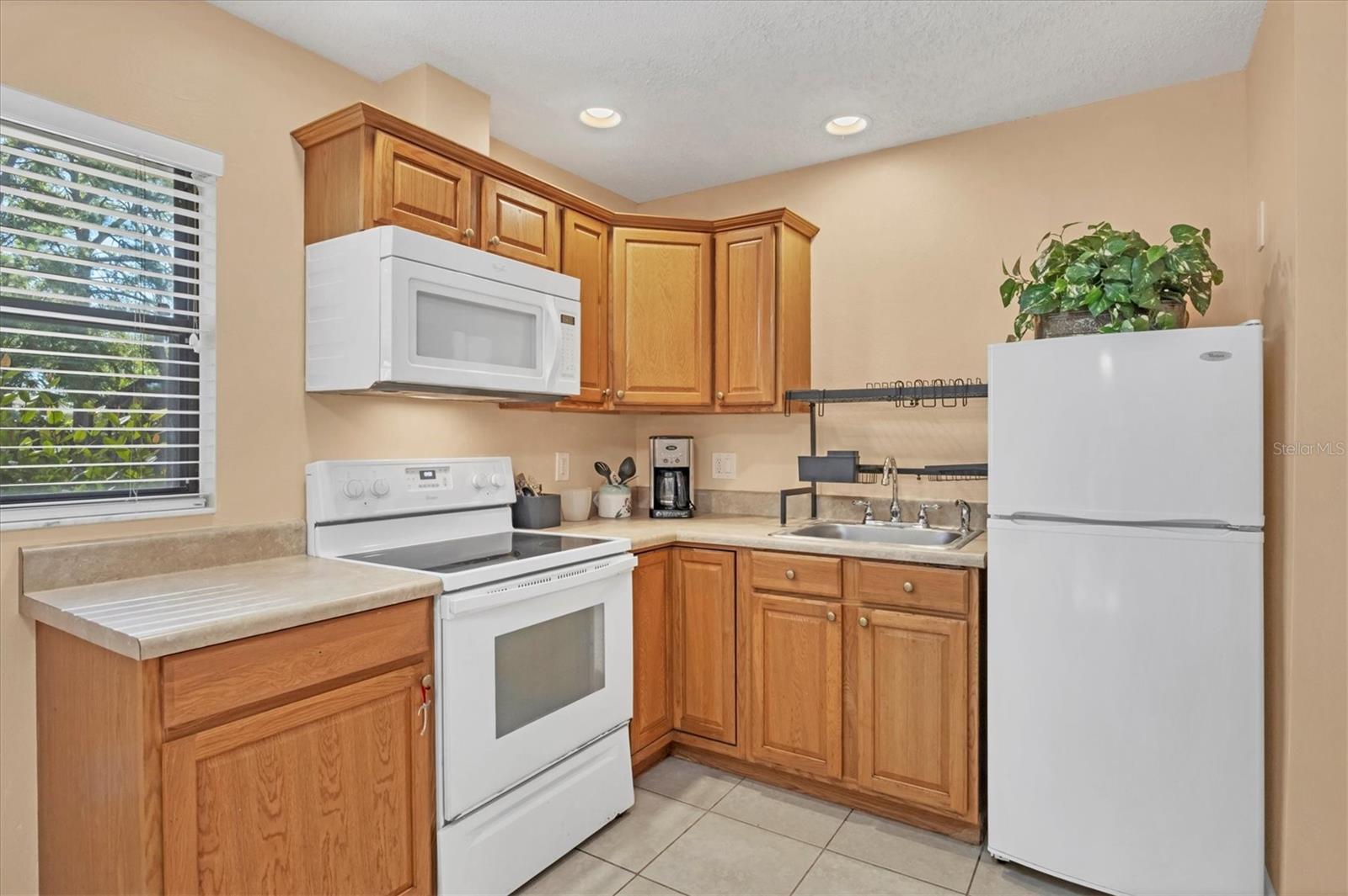 Image 10 of 21 For 2703 Forest Knoll Drive B