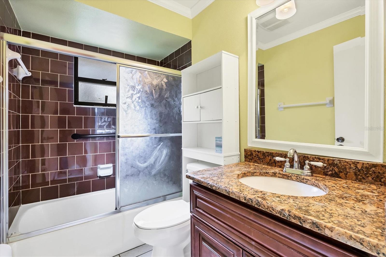 Image 16 of 21 For 2703 Forest Knoll Drive B