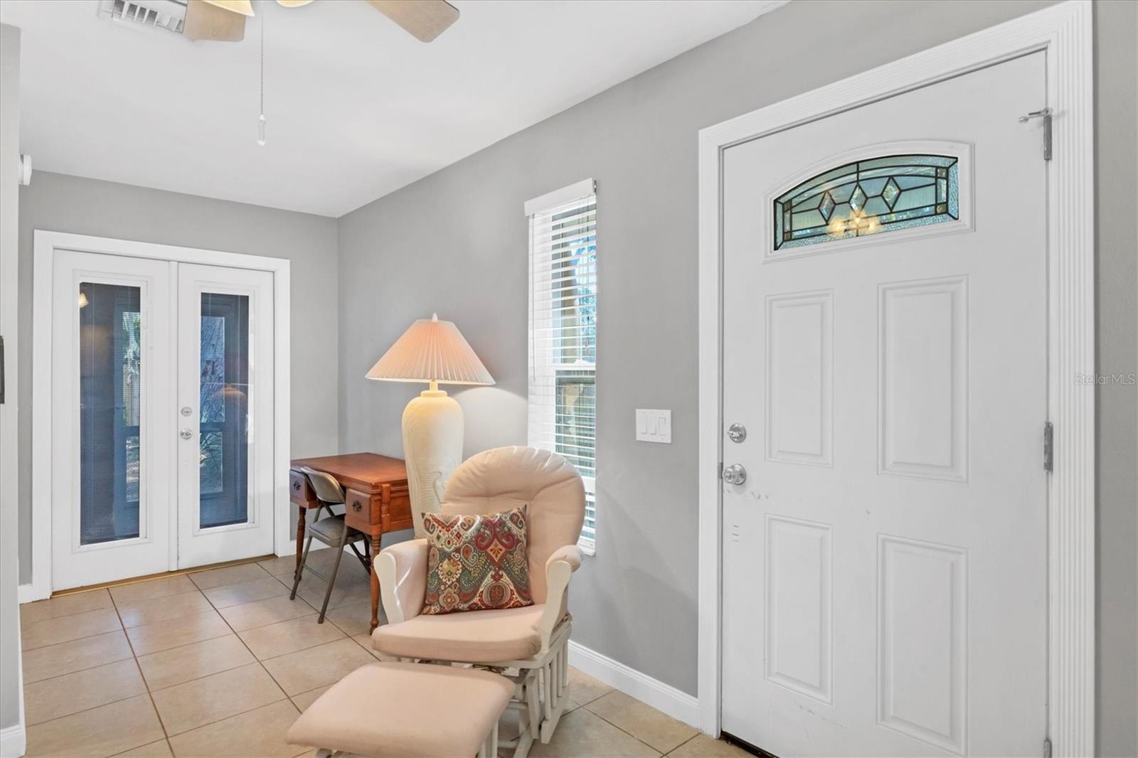 Image 4 of 21 For 2703 Forest Knoll Drive B