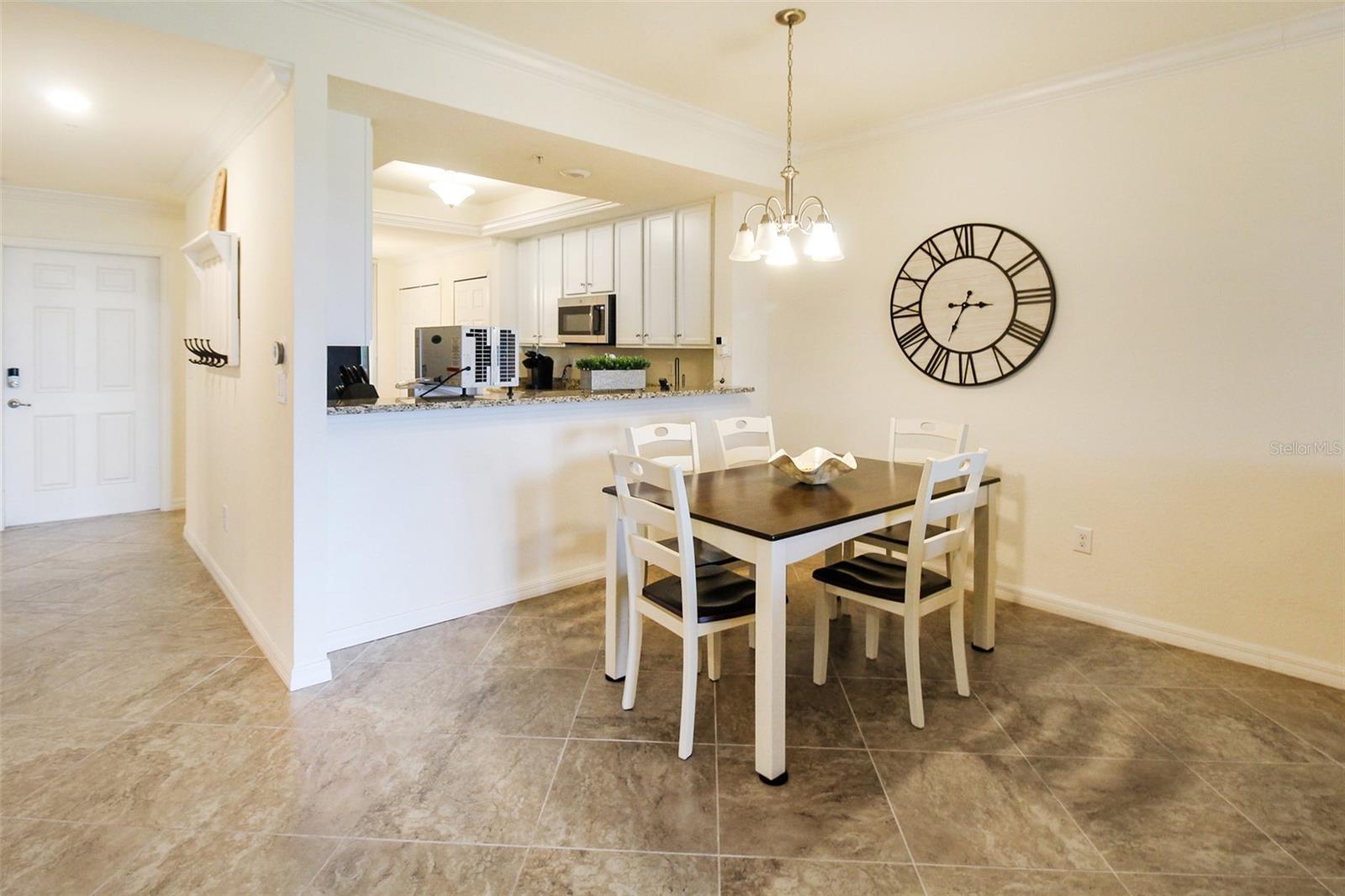 Image 25 of 43 For 5517 Palmer Circle 105