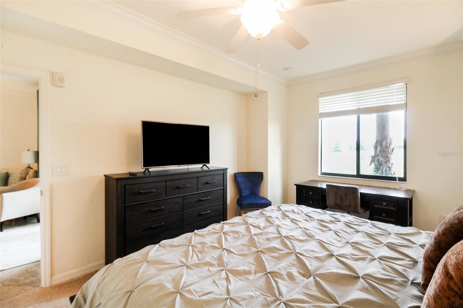 Image 38 of 43 For 5517 Palmer Circle 105