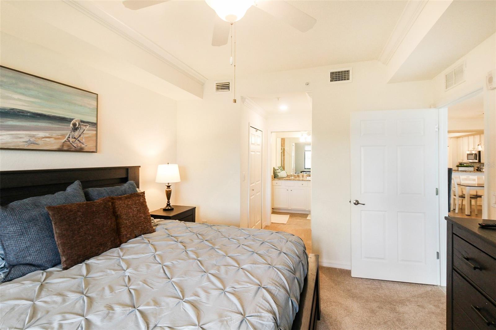 Image 39 of 43 For 5517 Palmer Circle 105