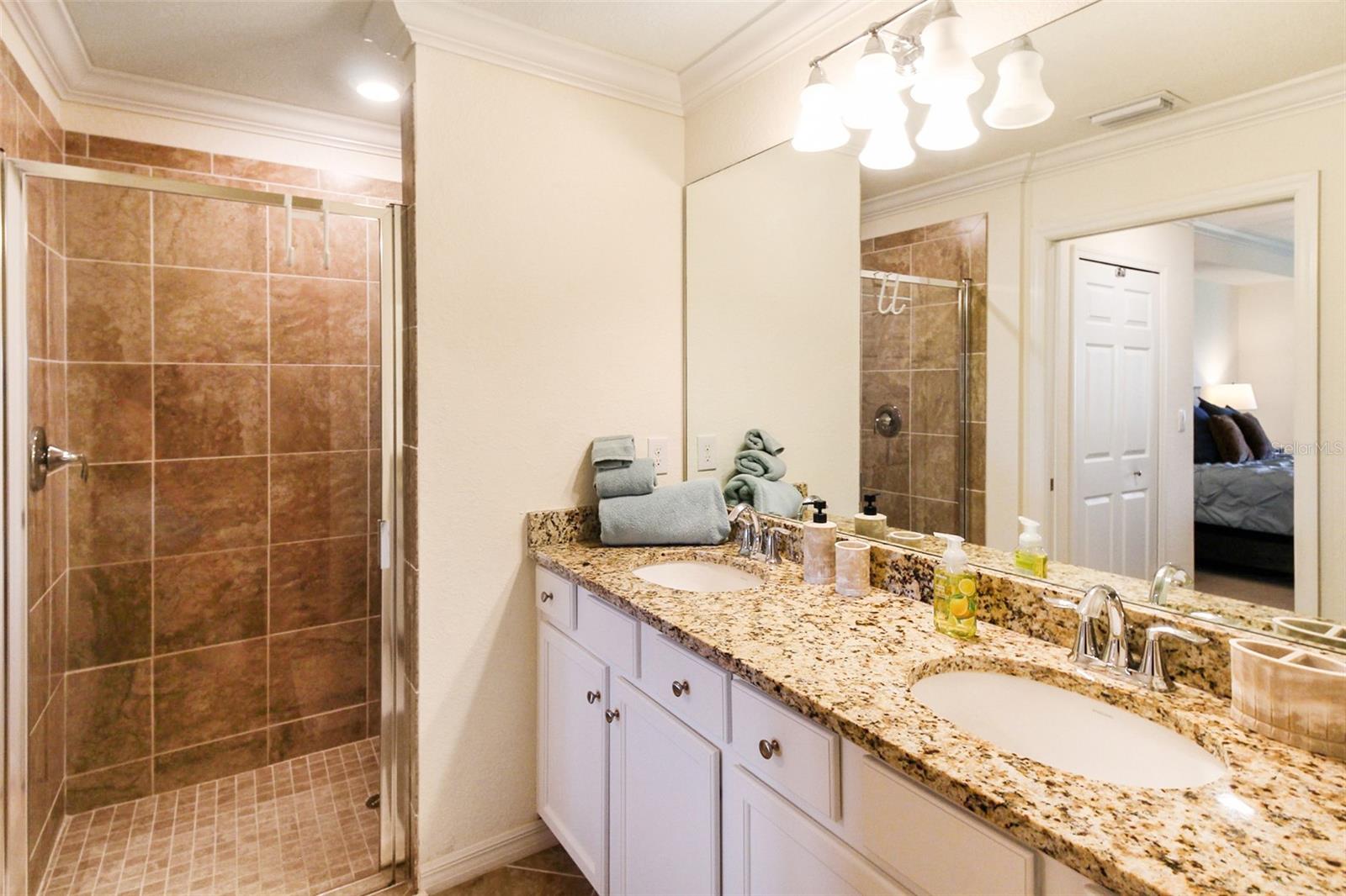 Image 42 of 43 For 5517 Palmer Circle 105