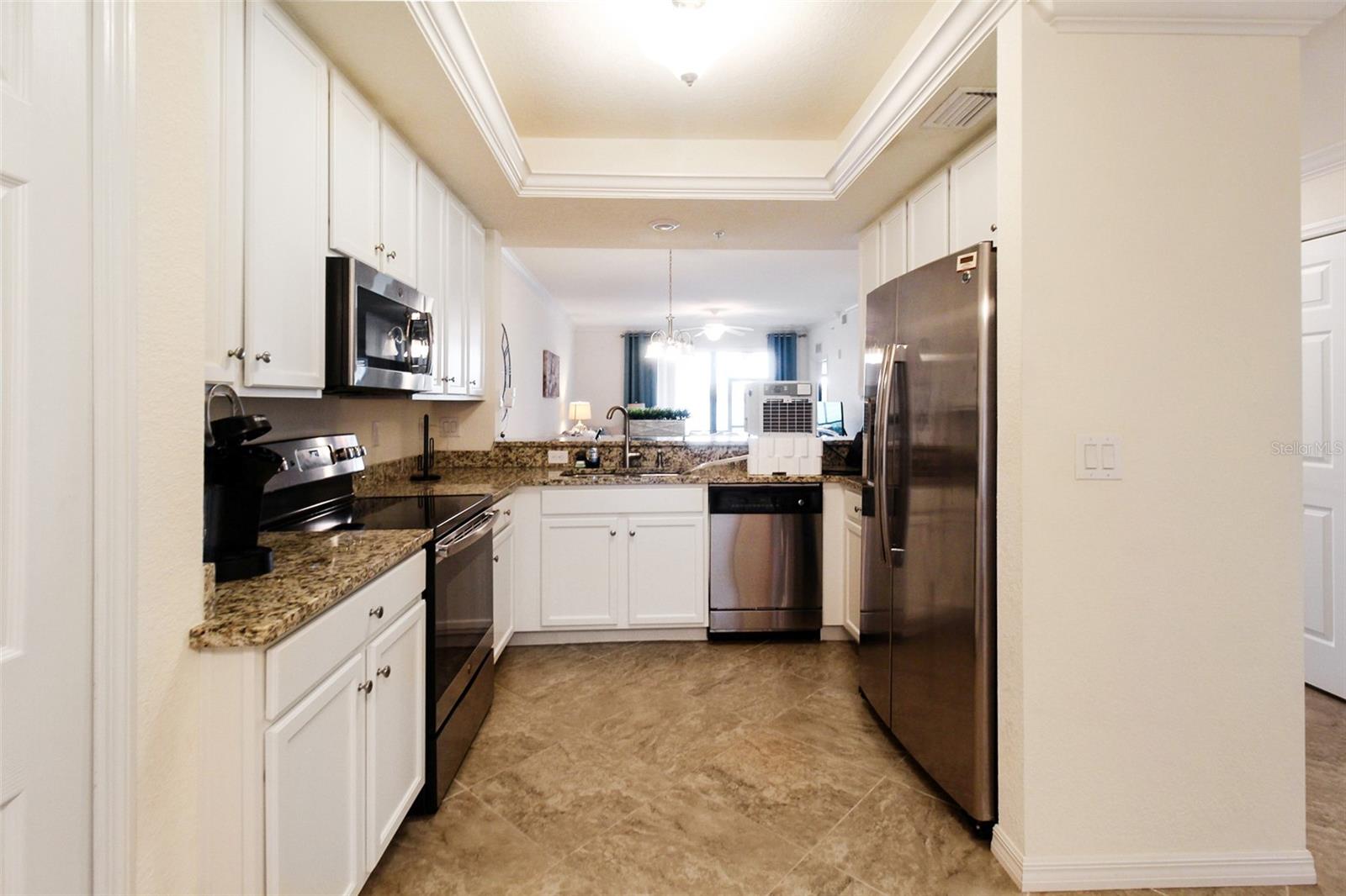 Image 9 of 43 For 5517 Palmer Circle 105