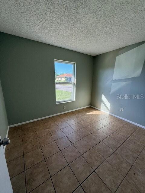 Image 9 of 10 For 11090 Pendleton Avenue B