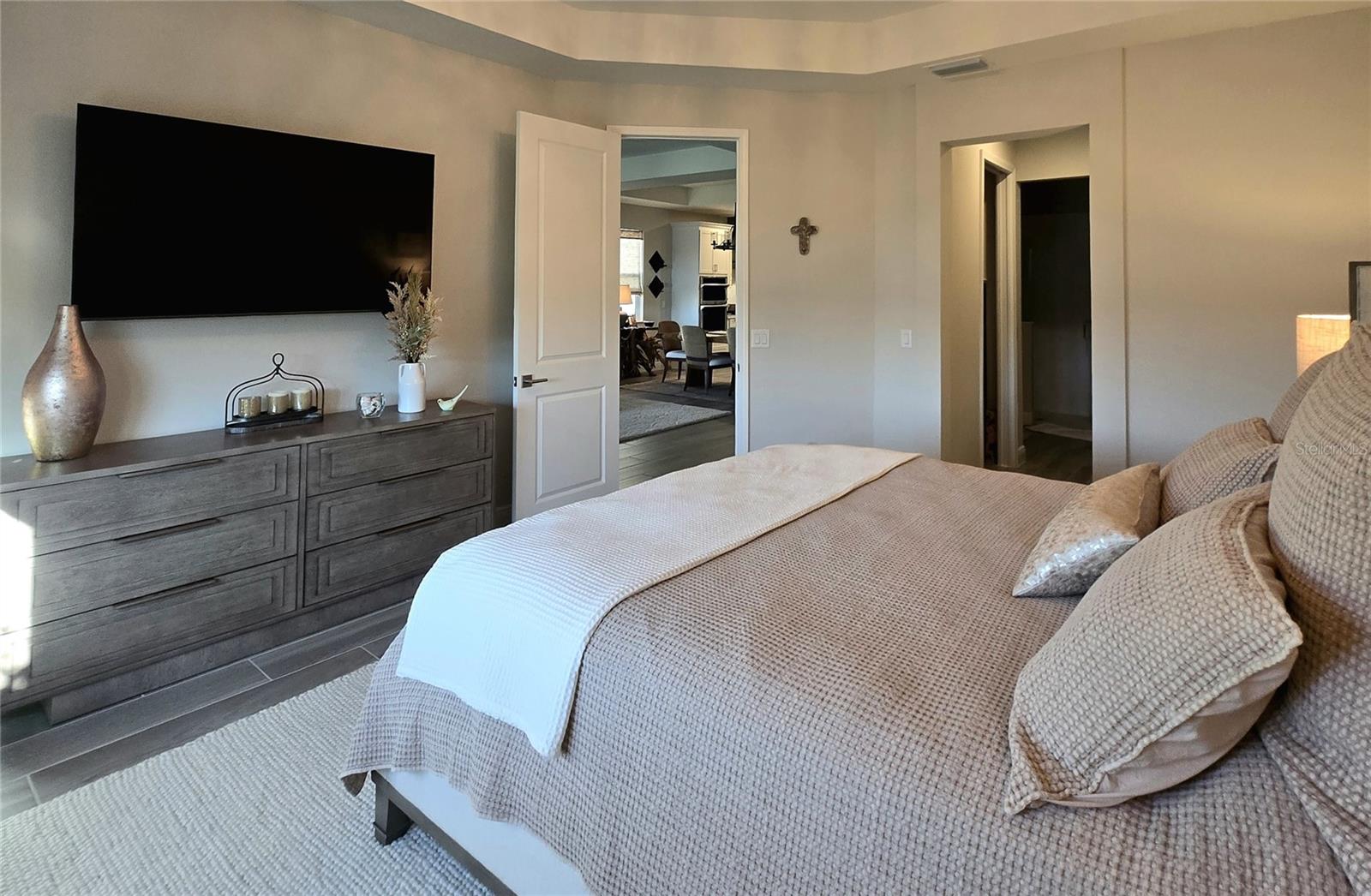 Image 13 of 29 For 235 Okeeffe Circle