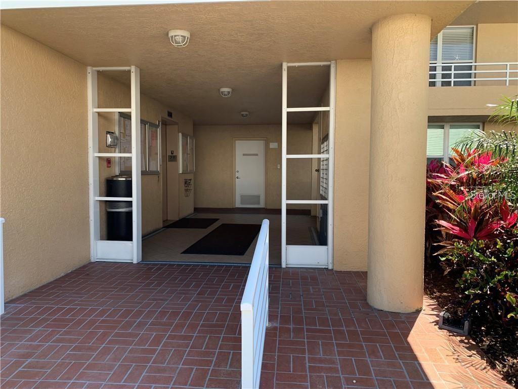 Image 3 of 34 For 4410 Fairways Boulevard 602-11