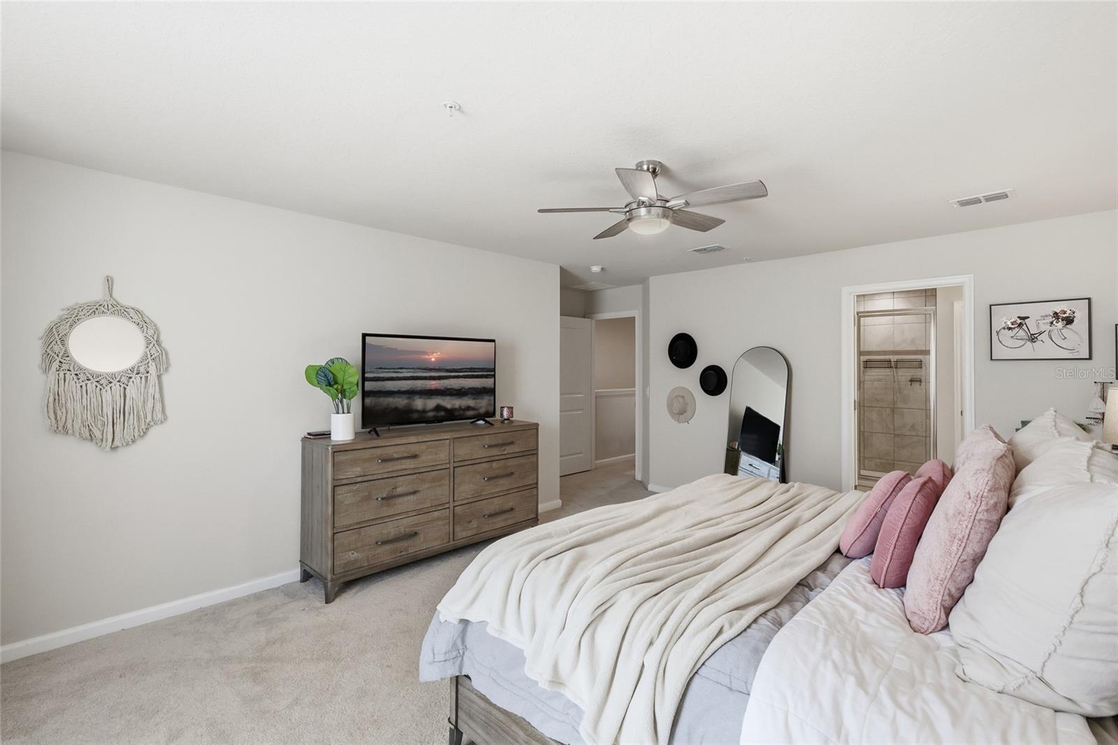 Image 18 of 36 For 1788 Holden Ridge Lane