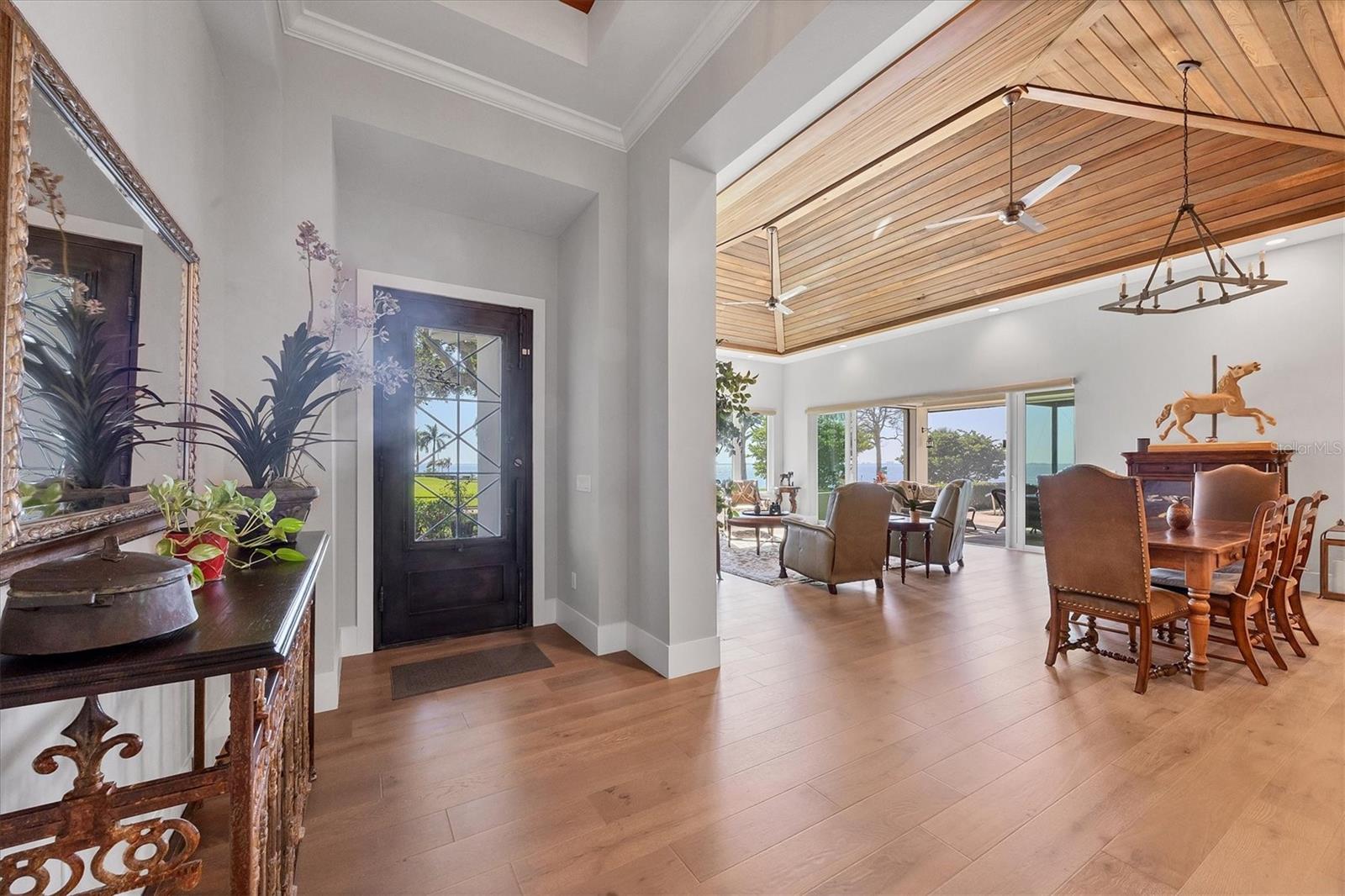 Image 9 of 75 For 7927 Longbay Boulevard