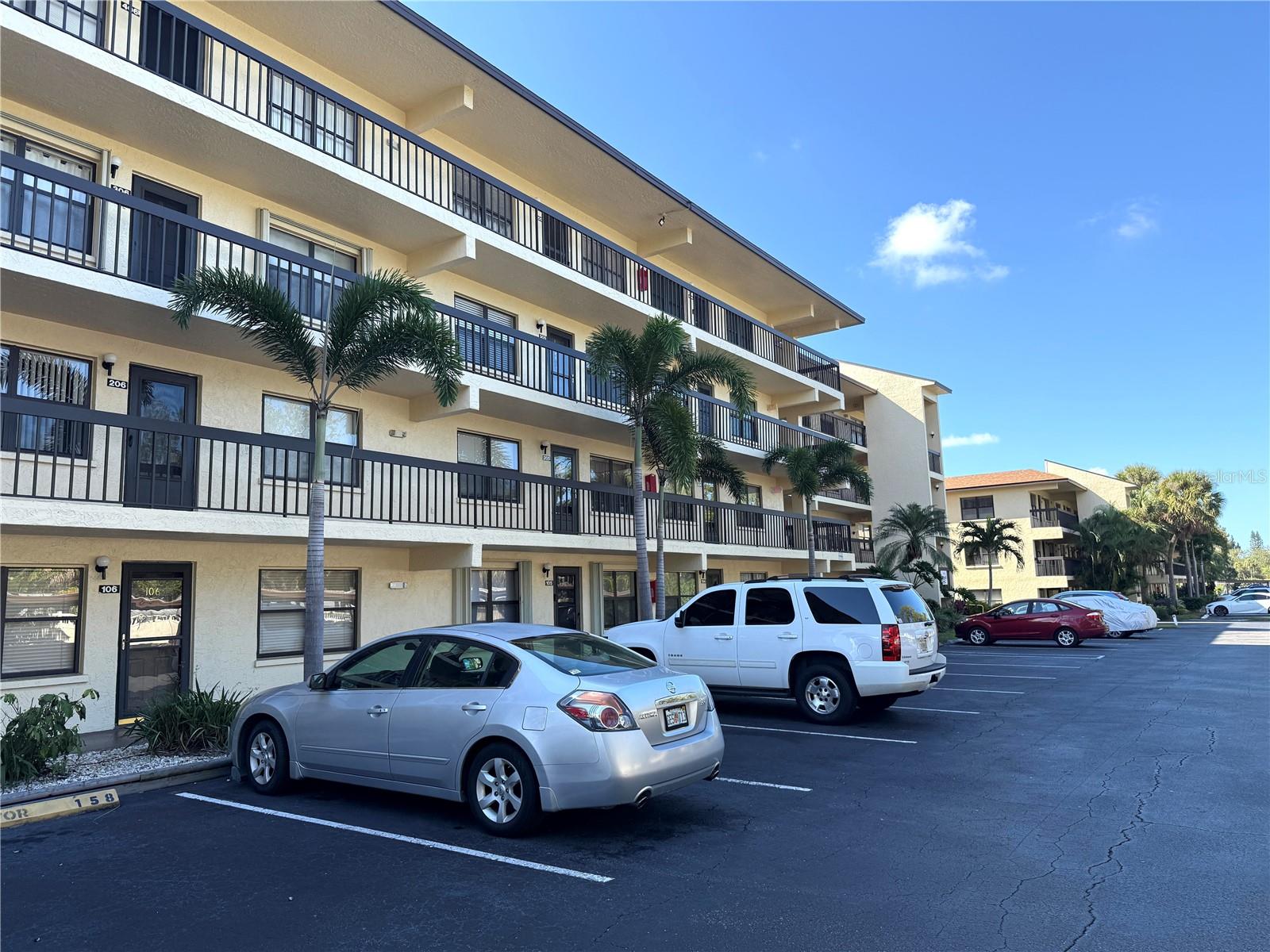 Image 2 of 41 For 315 30th Avenue W B305