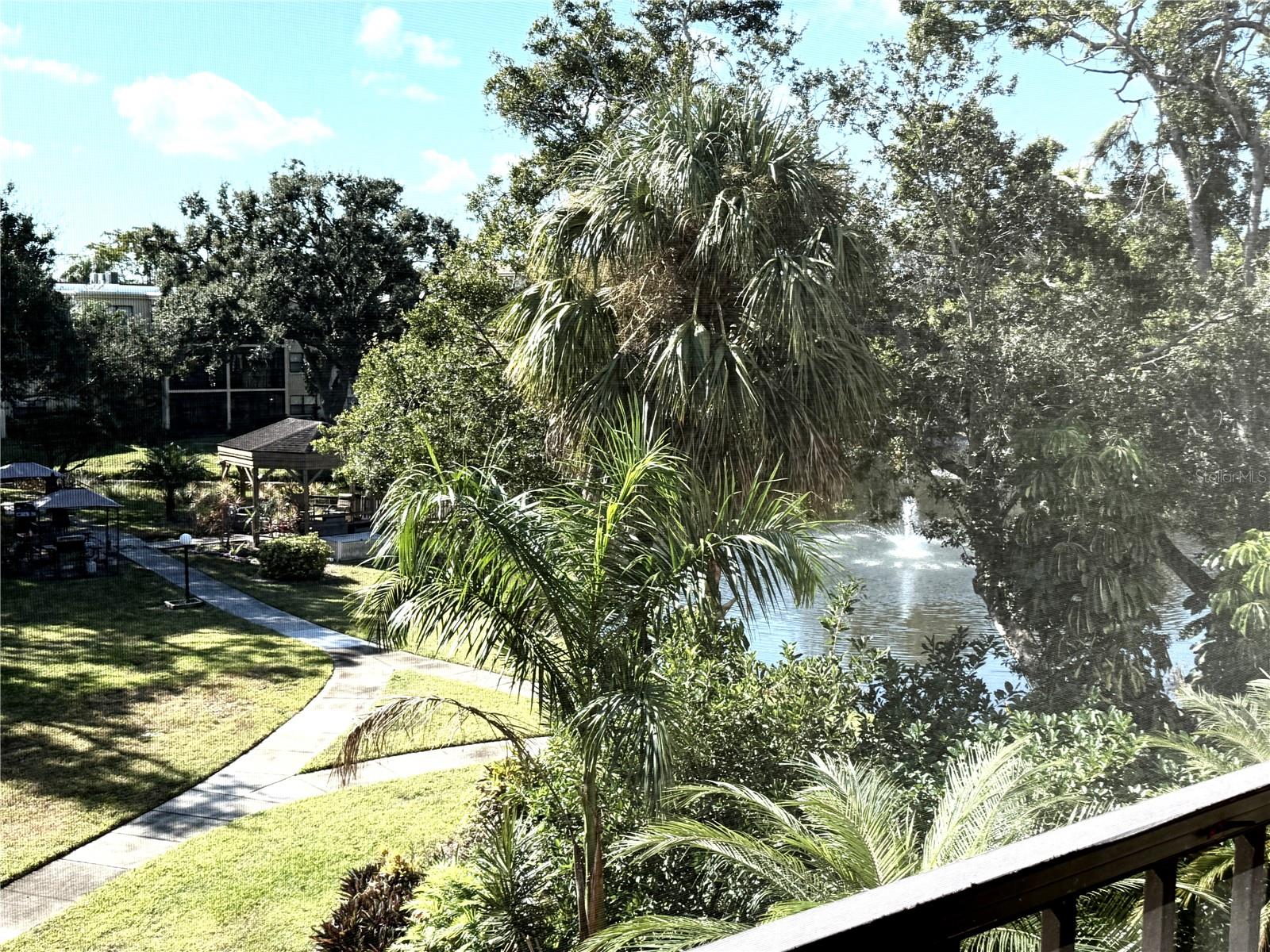 Image 26 of 41 For 315 30th Avenue W B305