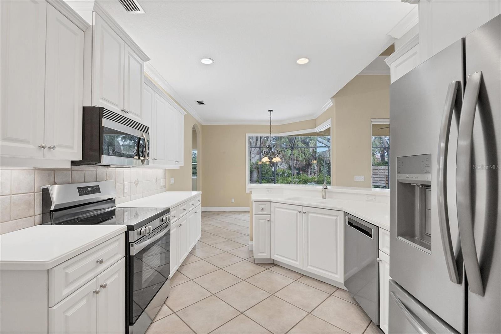 Image 16 of 38 For 178 Willow Bend Way