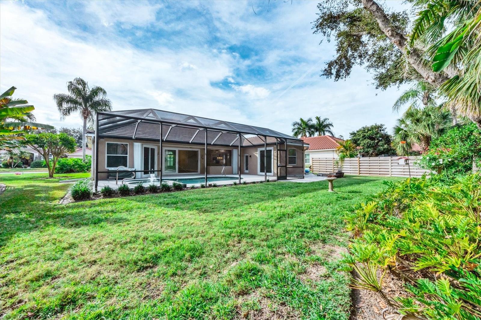 Image 32 of 38 For 178 Willow Bend Way