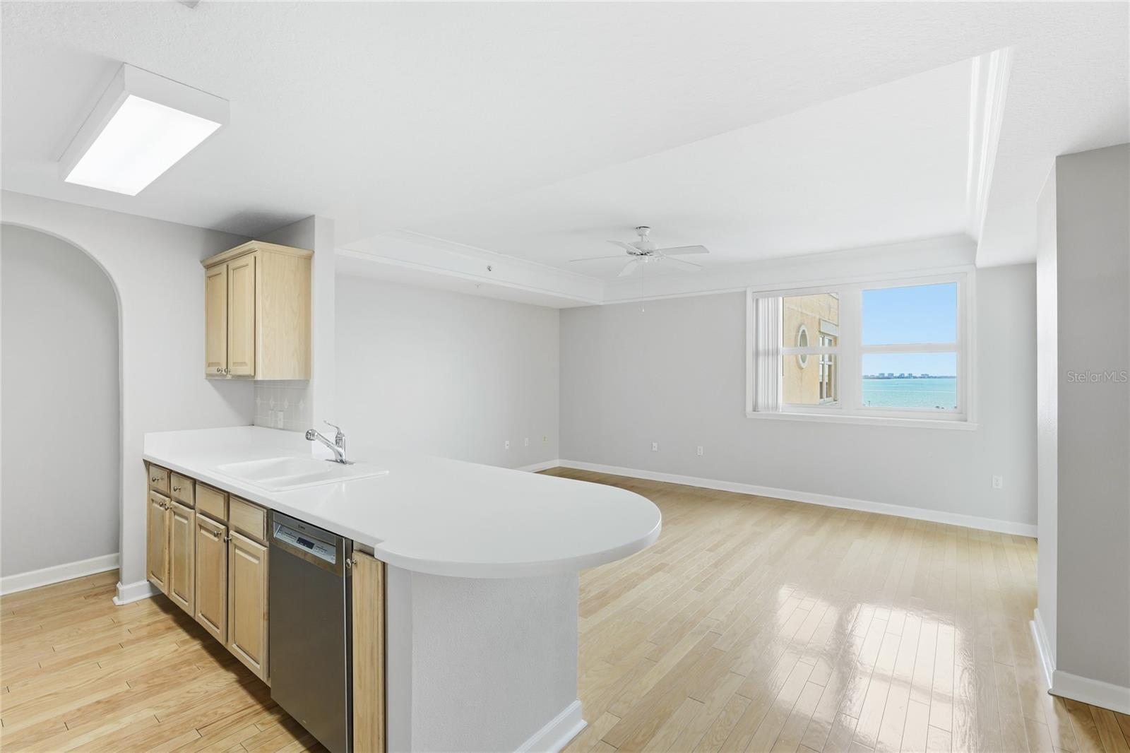 Image 13 of 52 For 750 Tamiami Trail 1007