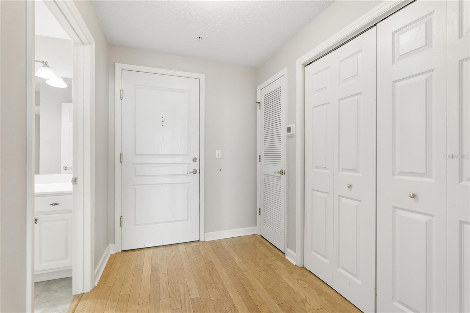 Image 14 of 52 For 750 Tamiami Trail 1007