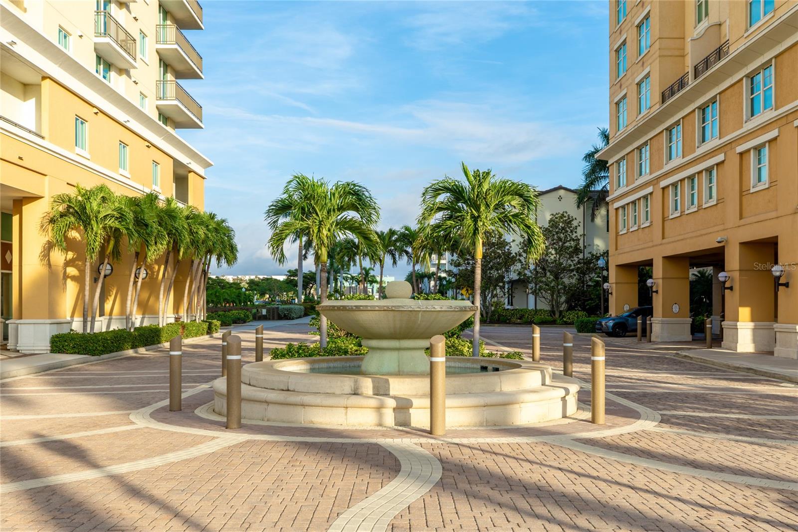 Image 32 of 52 For 750 Tamiami Trail 1007