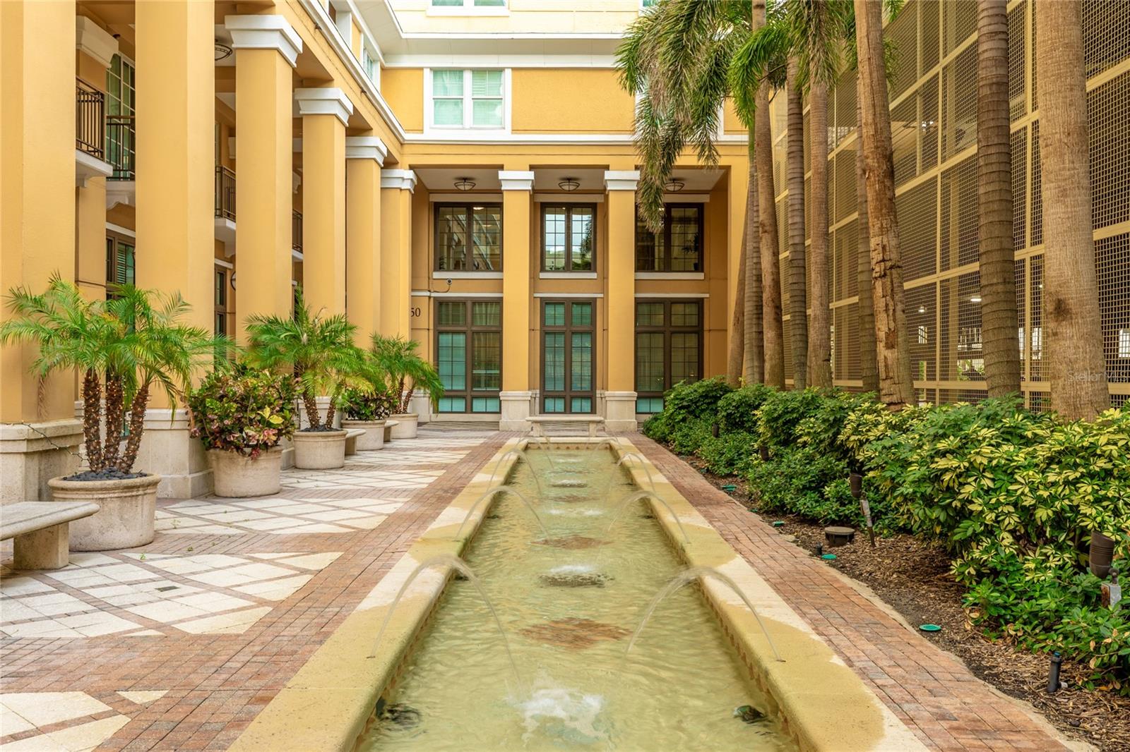 Image 34 of 52 For 750 Tamiami Trail 1007