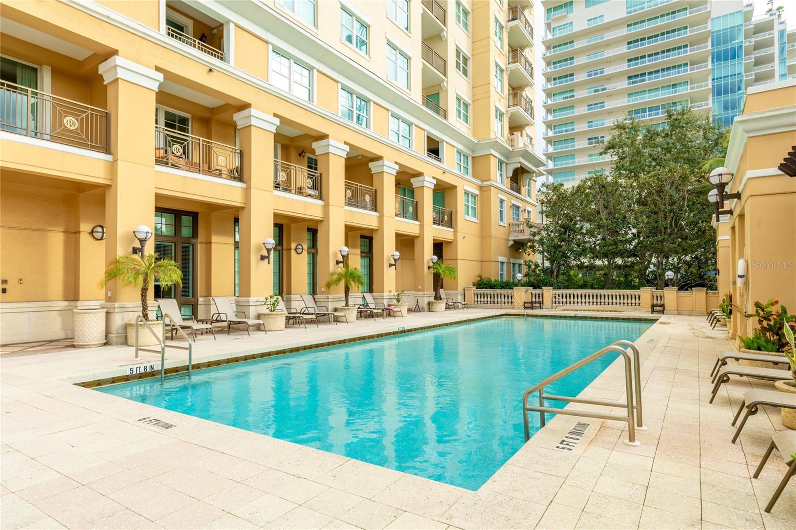 Image 37 of 52 For 750 Tamiami Trail 1007