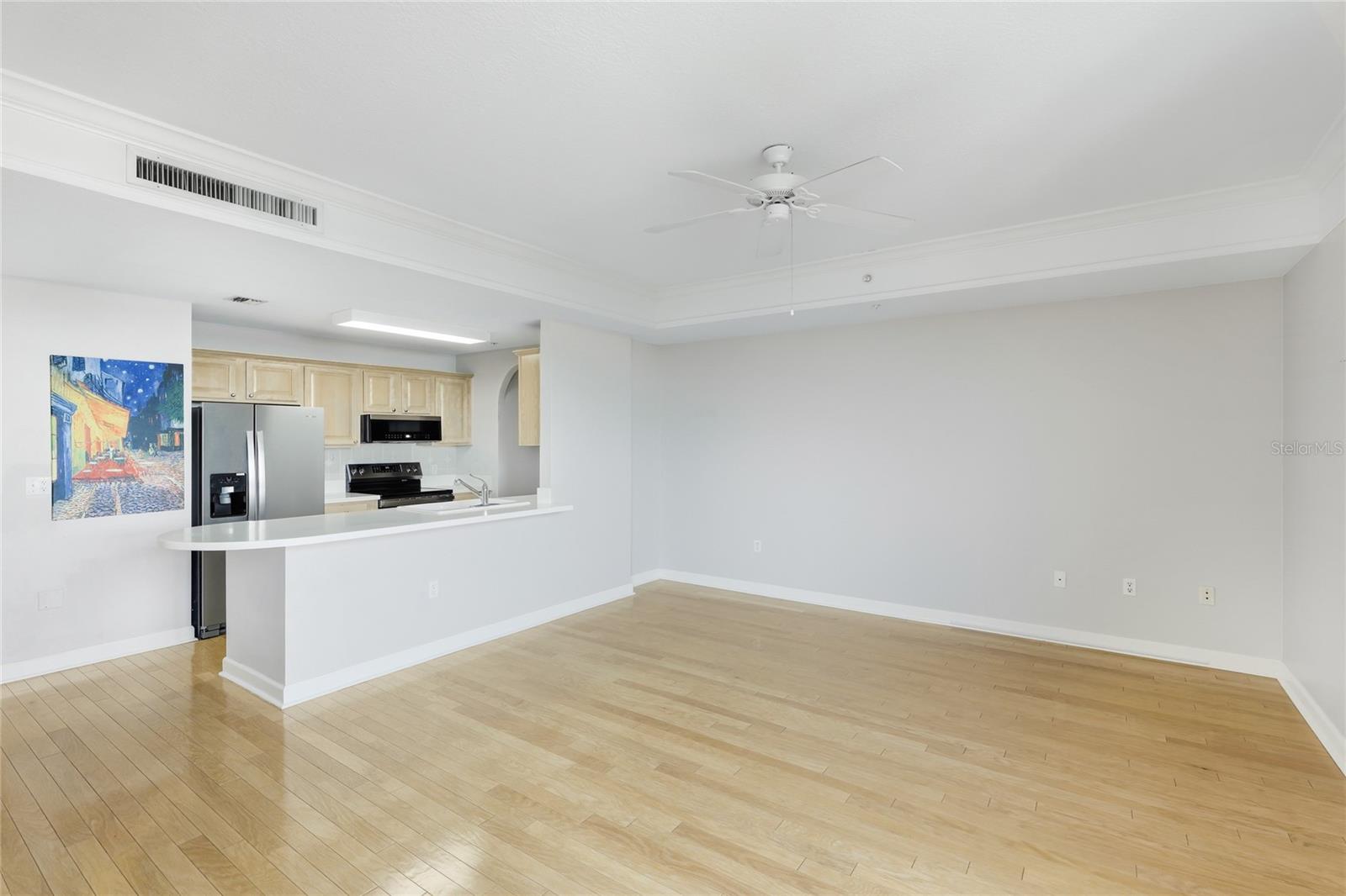 Image 8 of 52 For 750 Tamiami Trail 1007