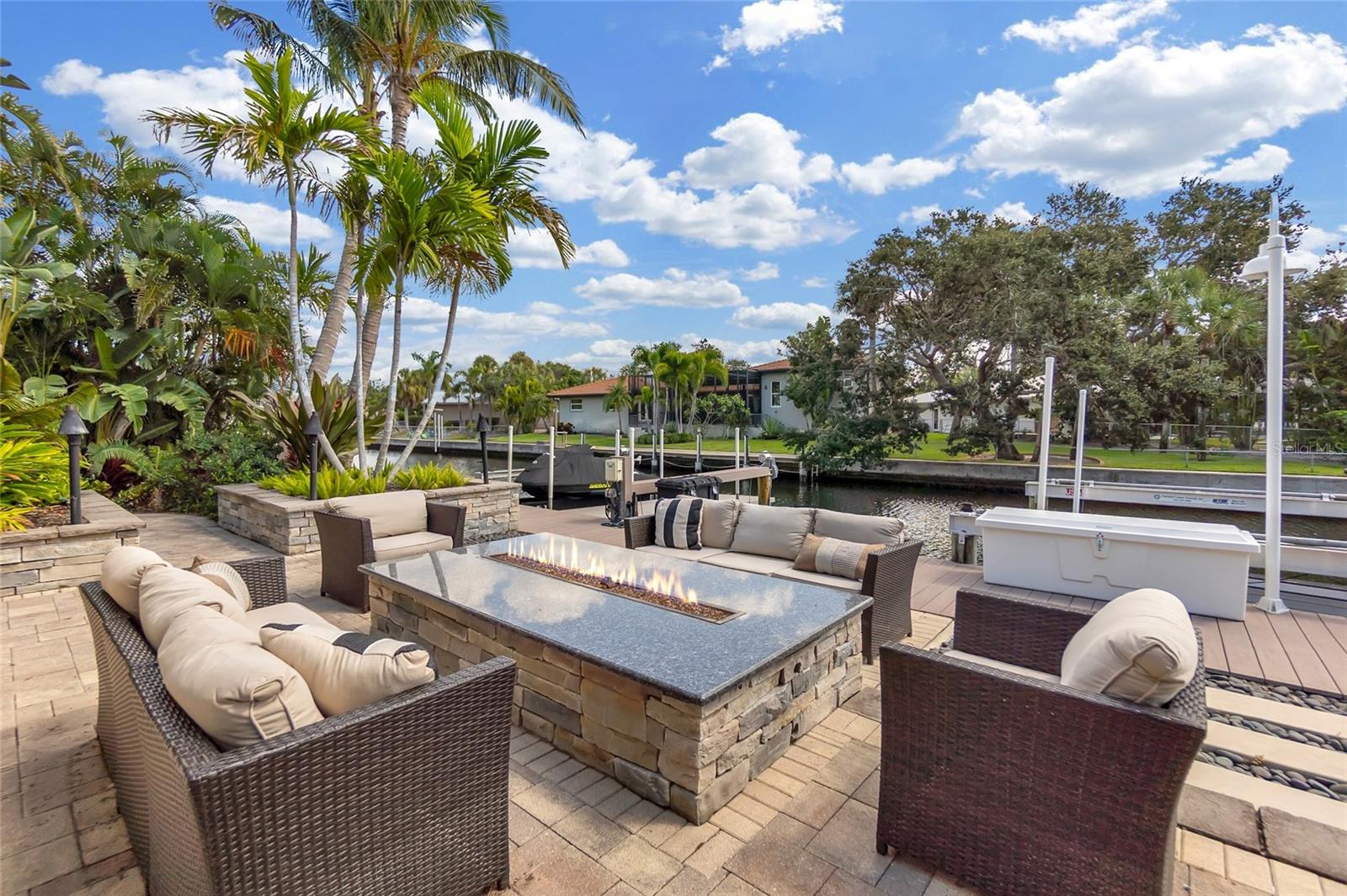 Image 45 of 51 For 518 Venice Lane