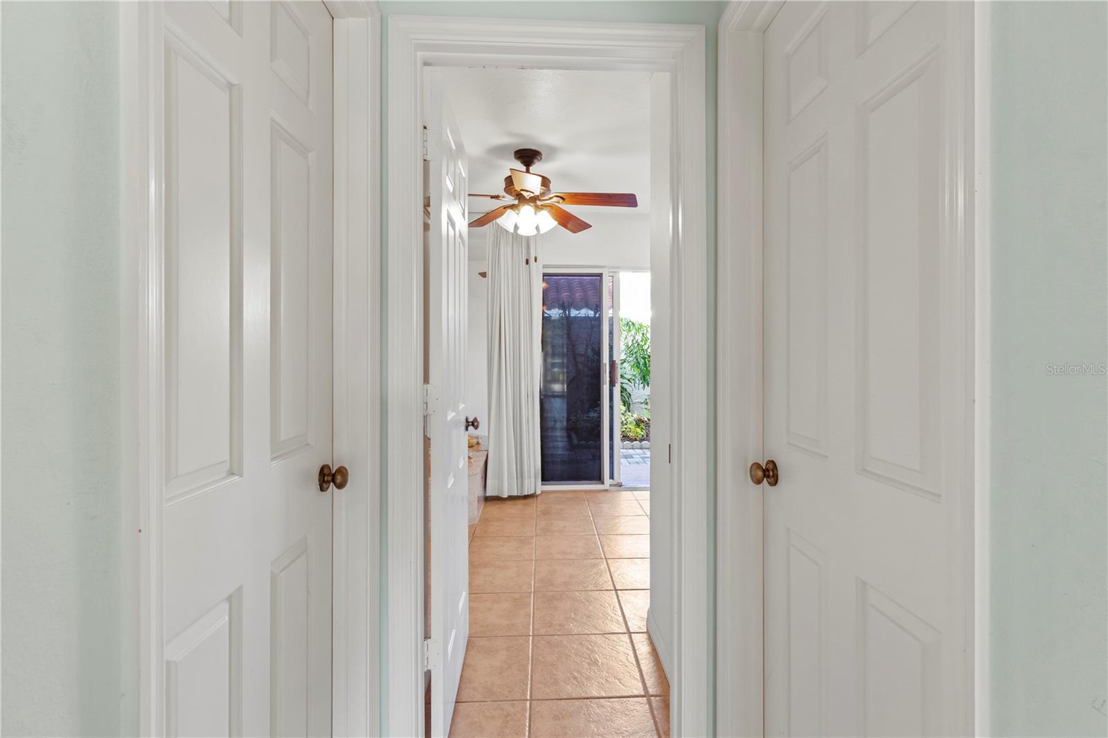 Image 20 of 49 For 6101 34th Street W 14b