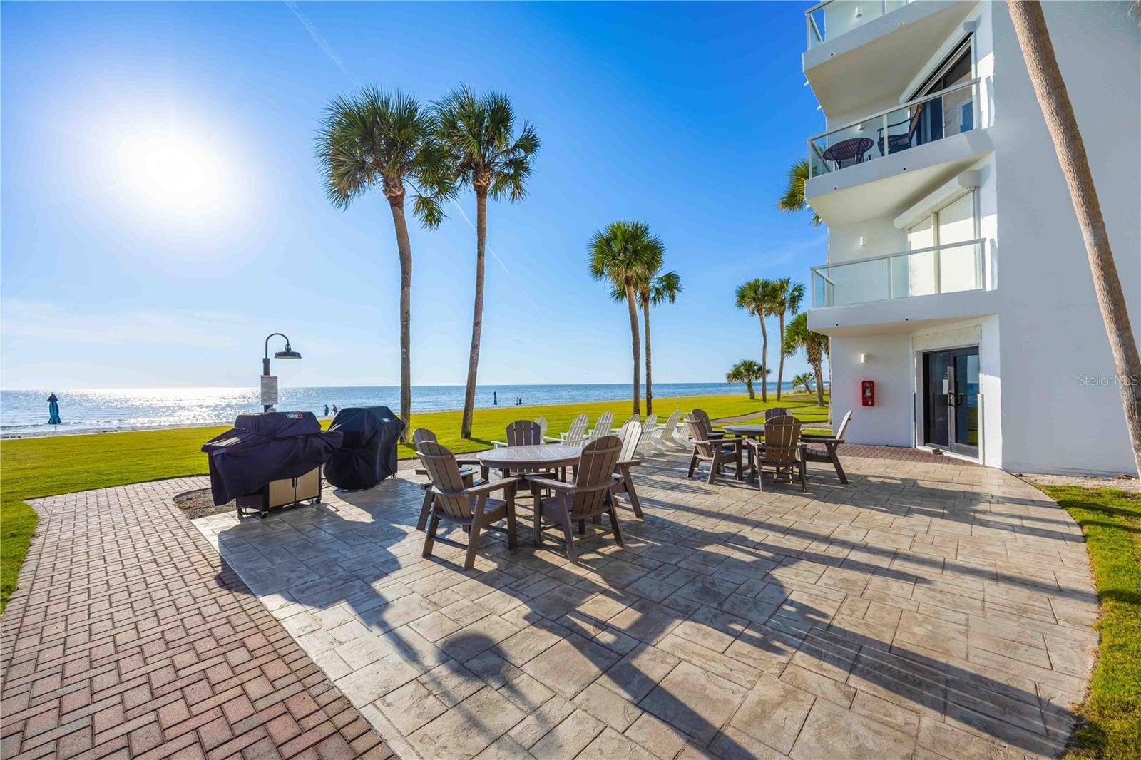 Image 40 of 57 For 1050 Longboat Club Road 301