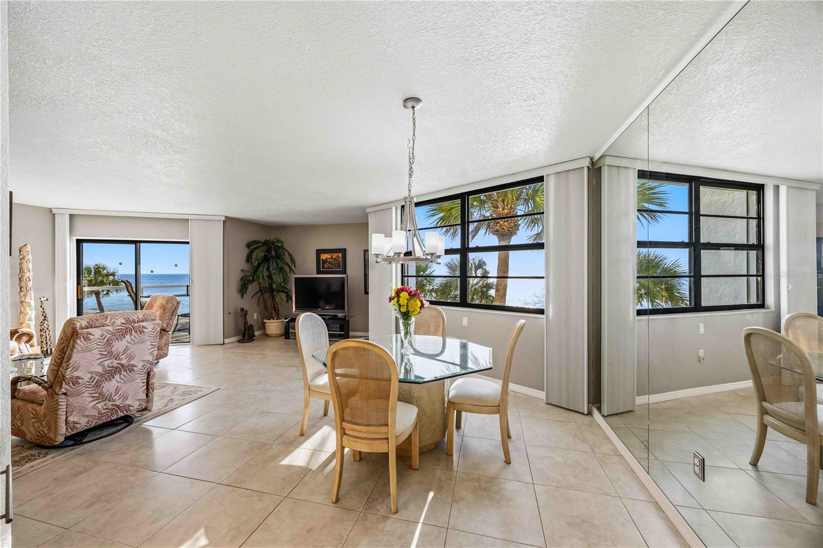 Image 7 of 57 For 1050 Longboat Club Road 301