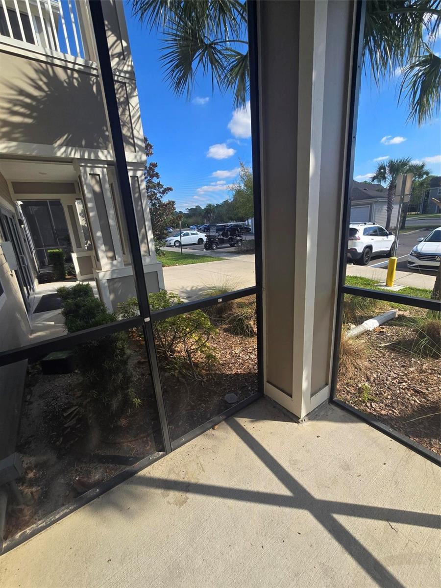 Image 17 of 19 For 6416 Brook Village Cove 113