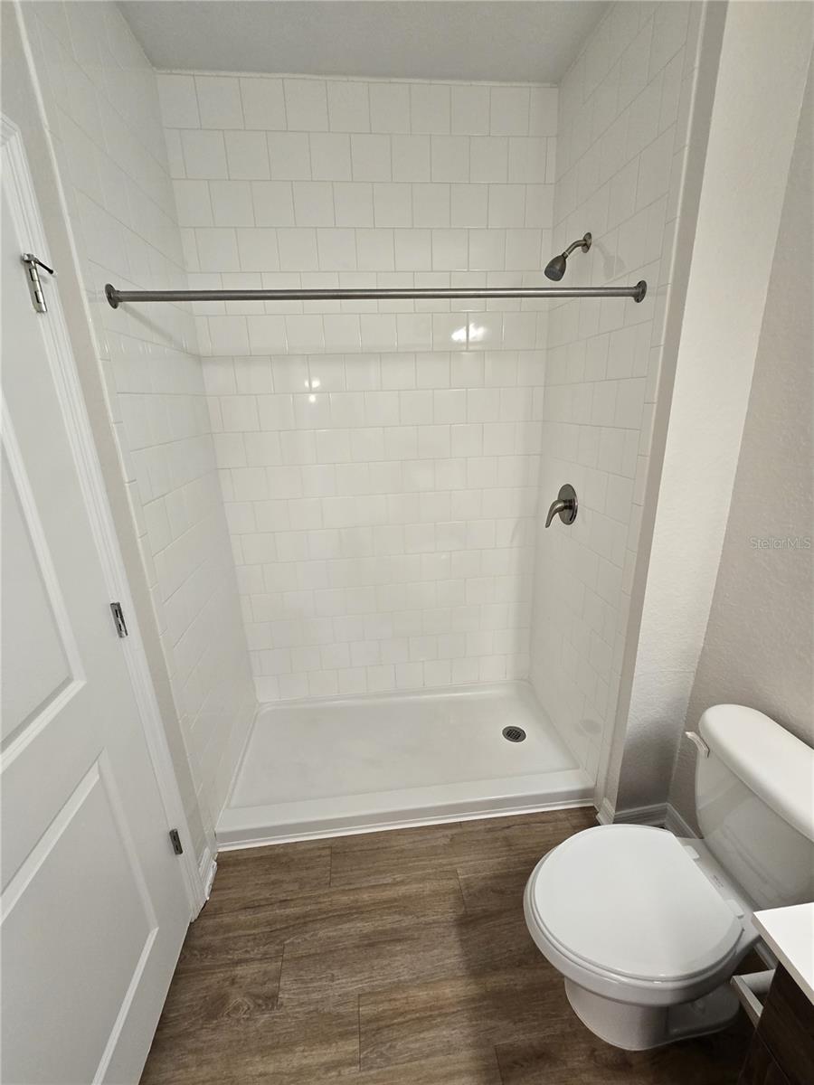 Image 9 of 19 For 6416 Brook Village Cove 113