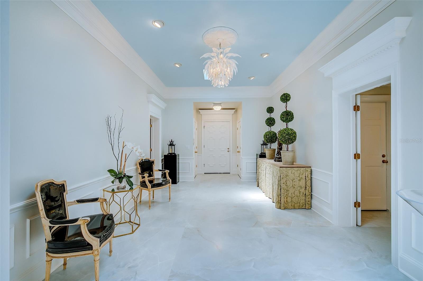 Image 13 of 92 For 75 Osprey Point Drive